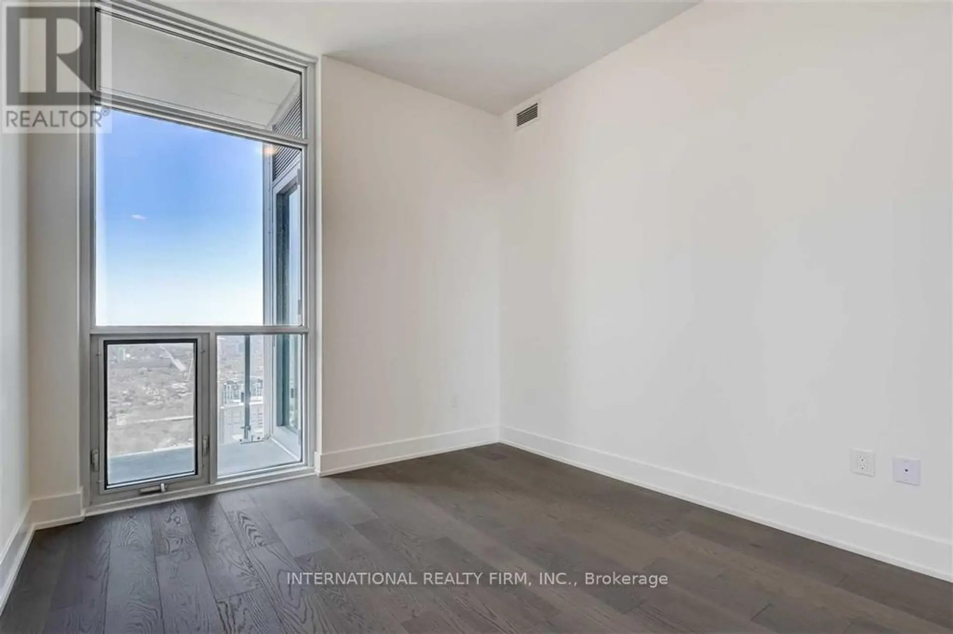 #5409 1 YORKVILLE AVENUE - Image 15