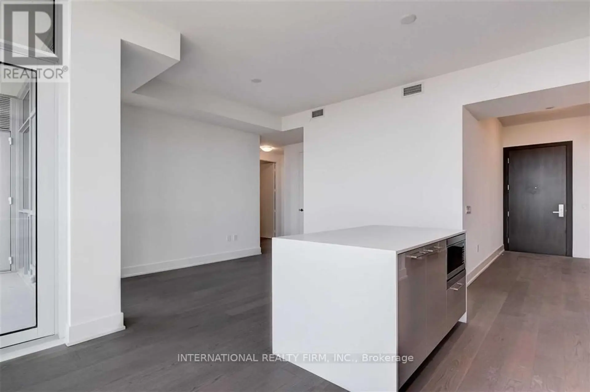 #5409 1 YORKVILLE AVENUE - Image 4