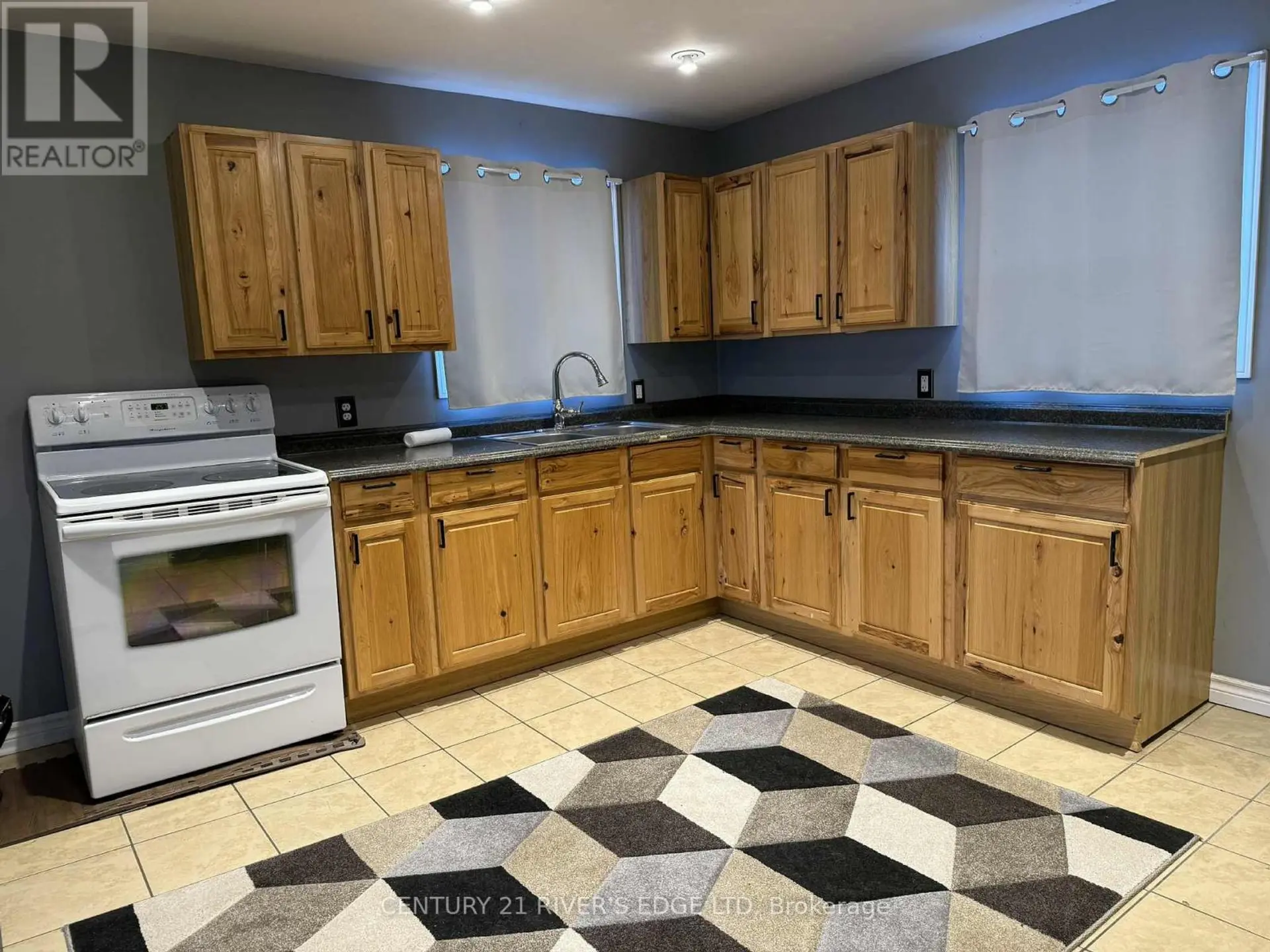 101 SCHOFIELD AVENUE - Image 2