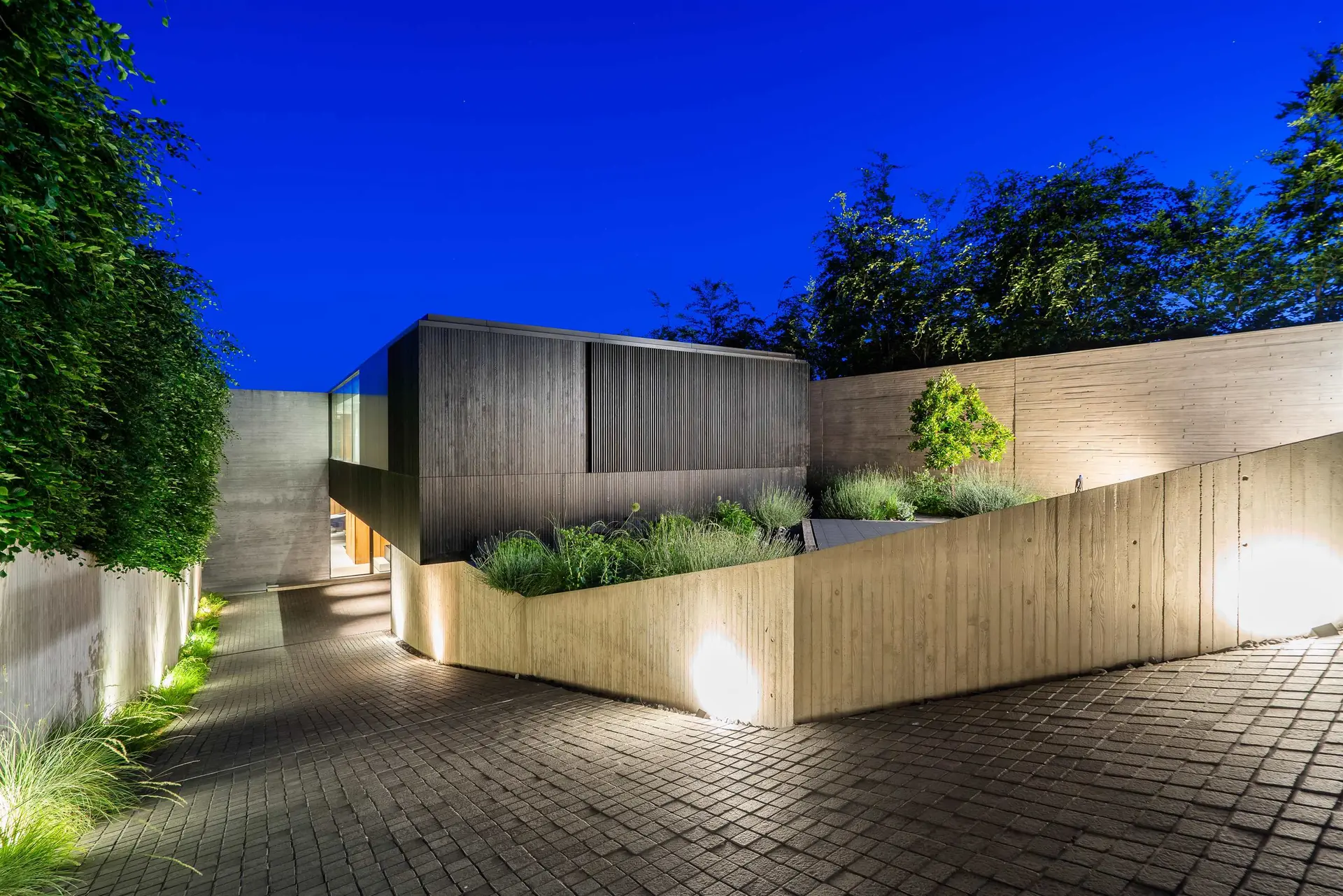 Property at 2642 Bellevue Avenue, West Vancouver, BC