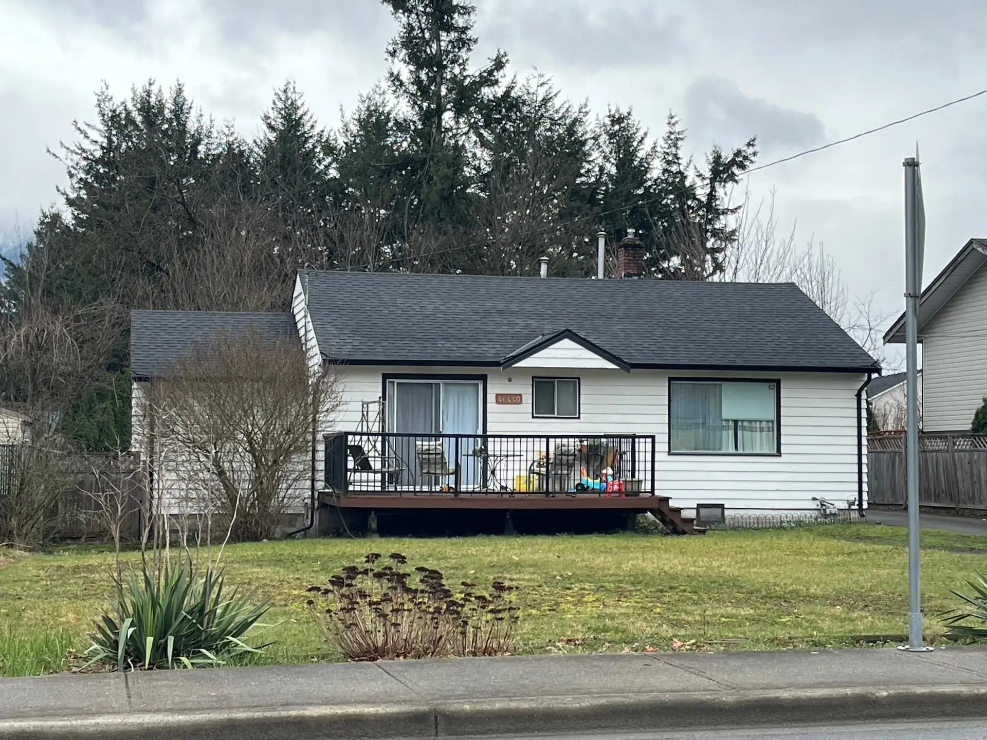 46440 Stevenson Road - Image 1