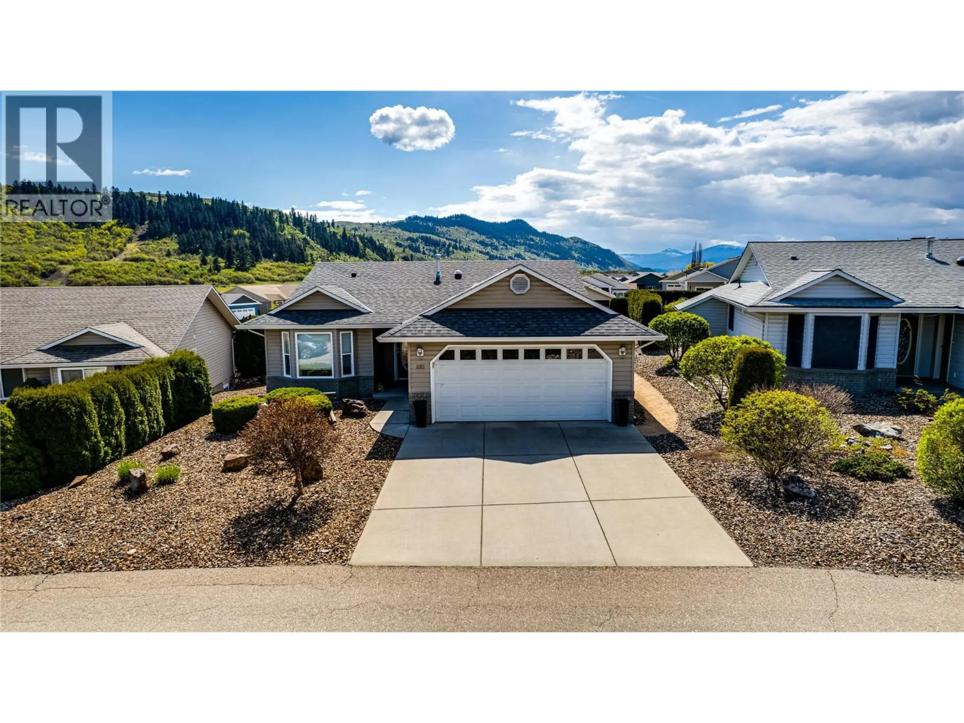 Property at 855 8 Avenue, Vernon, BC