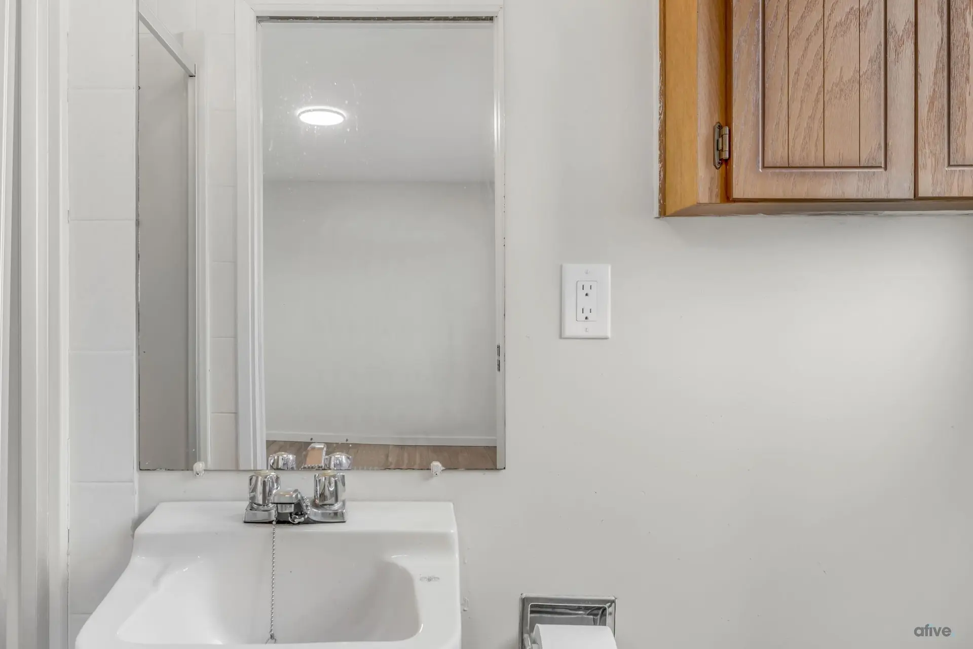 7710 Juniper Street - Image 17
