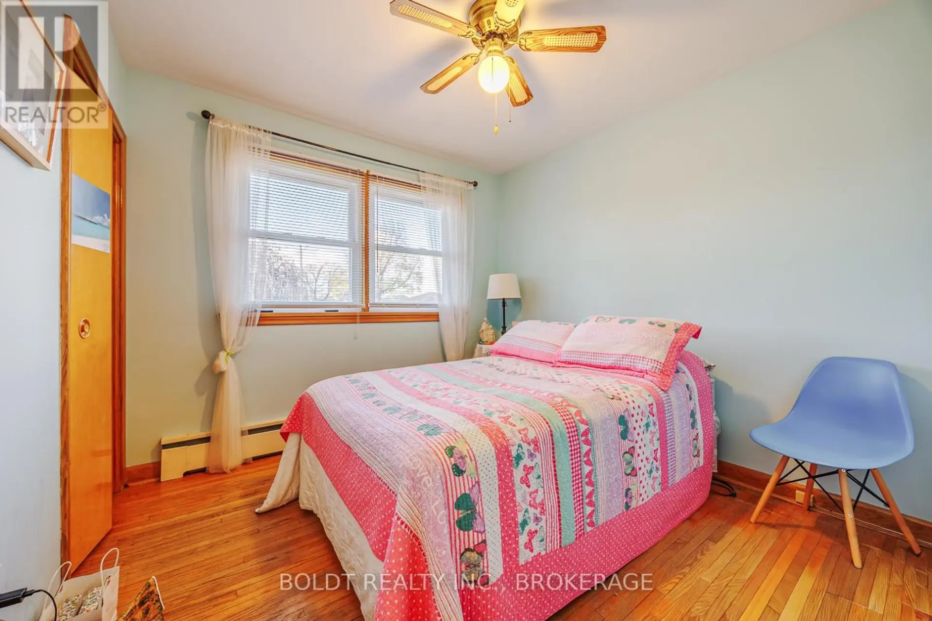 24 WINSLOW CRESCENT - Image 8