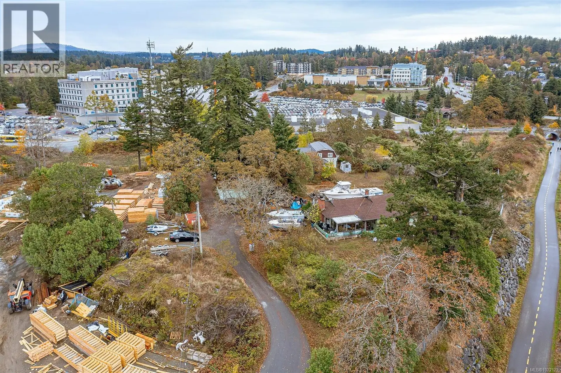 Property at 5 Erskine Lane, View Royal, BC