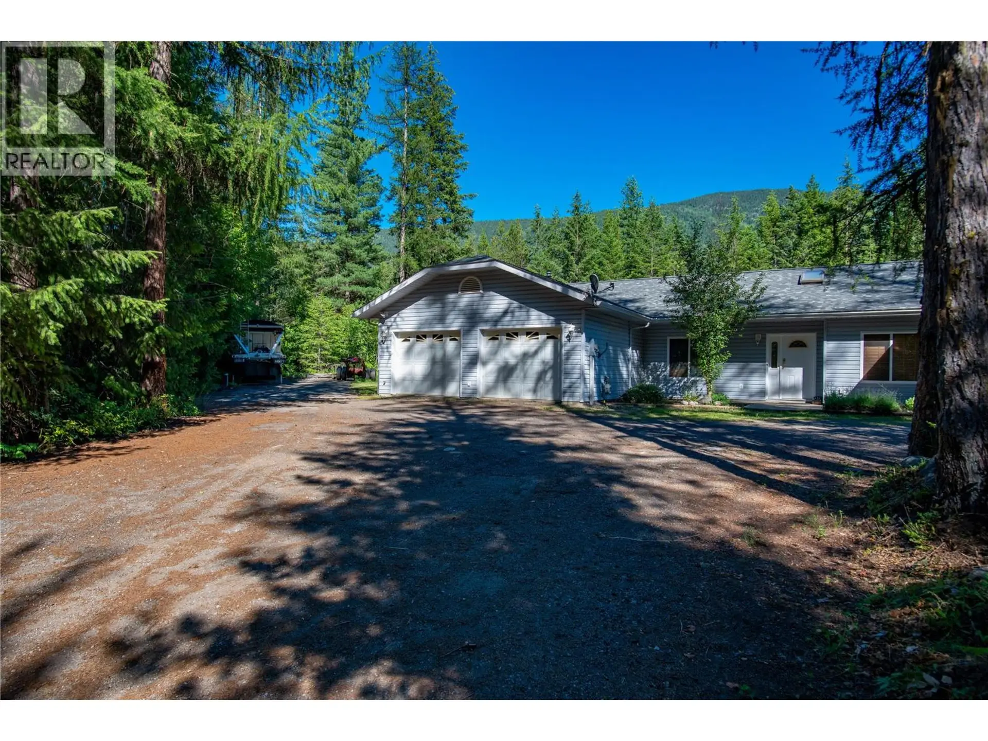 Property at 2222 JENISA Road, Castlegar, BC