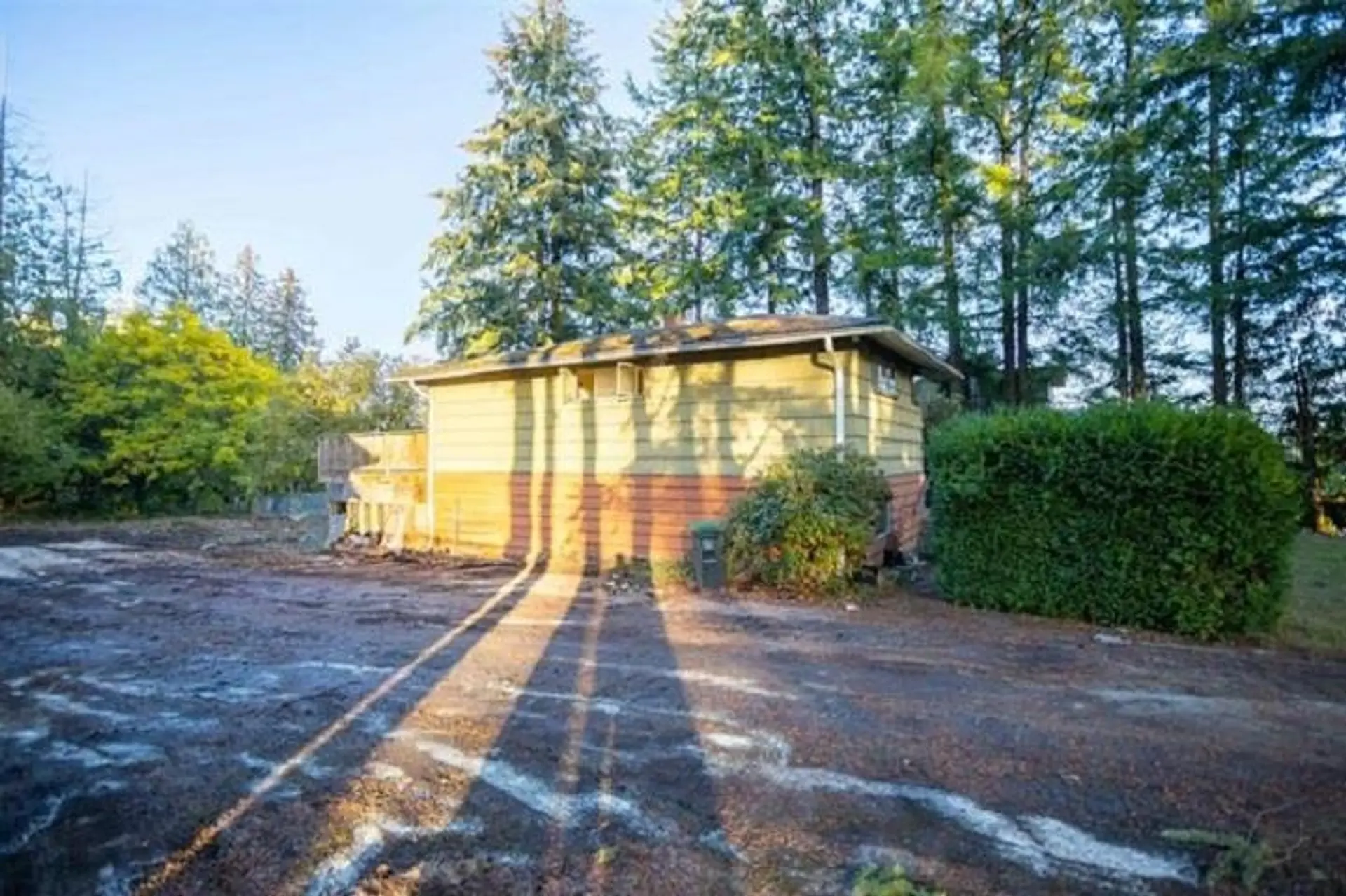 13357 62 Avenue - Image 3