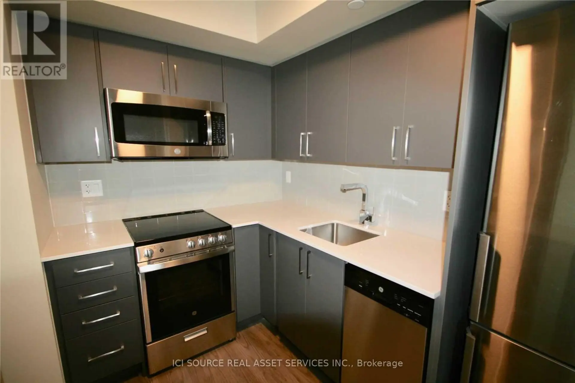 #326 38 MONTE KWINTER COURT - Image 5