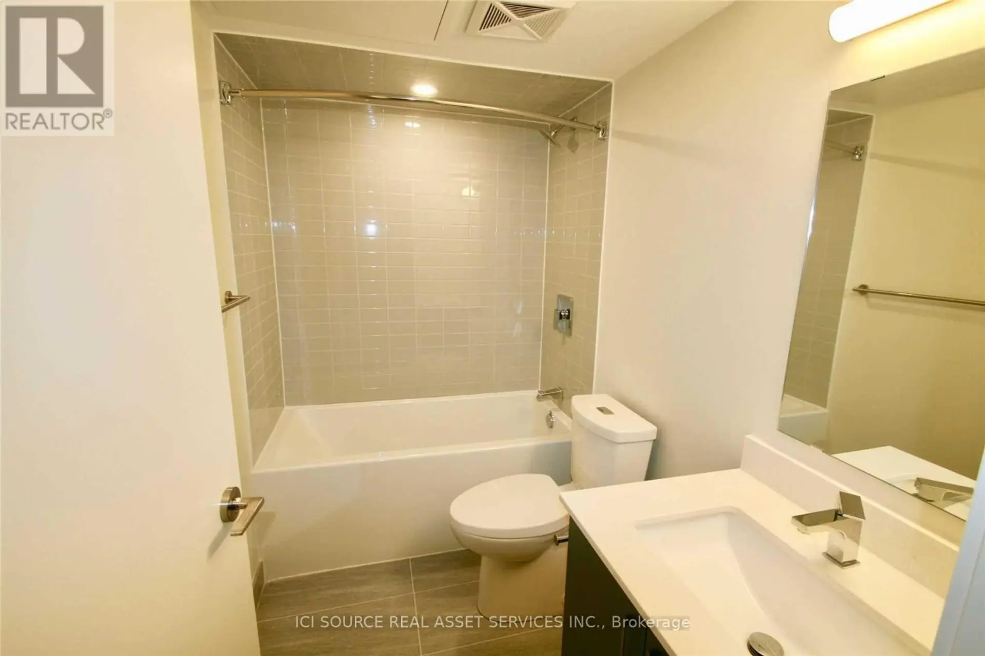#326 38 MONTE KWINTER COURT - Image 9
