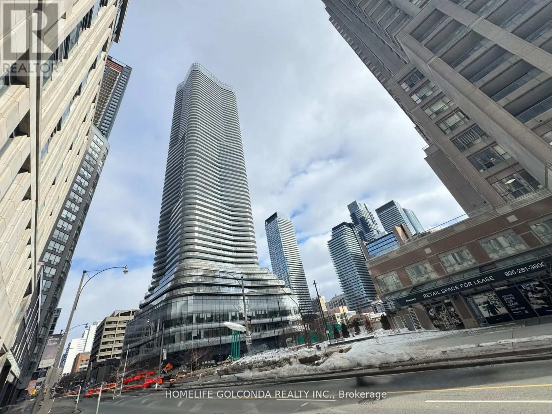 #4006 11 WELLESLEY STREET W - Image 2