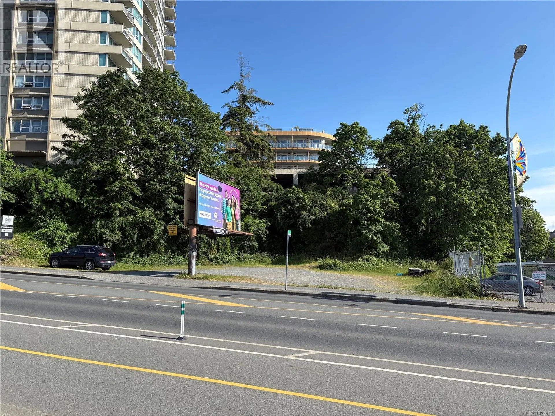 55 Comox Rd - Image 14