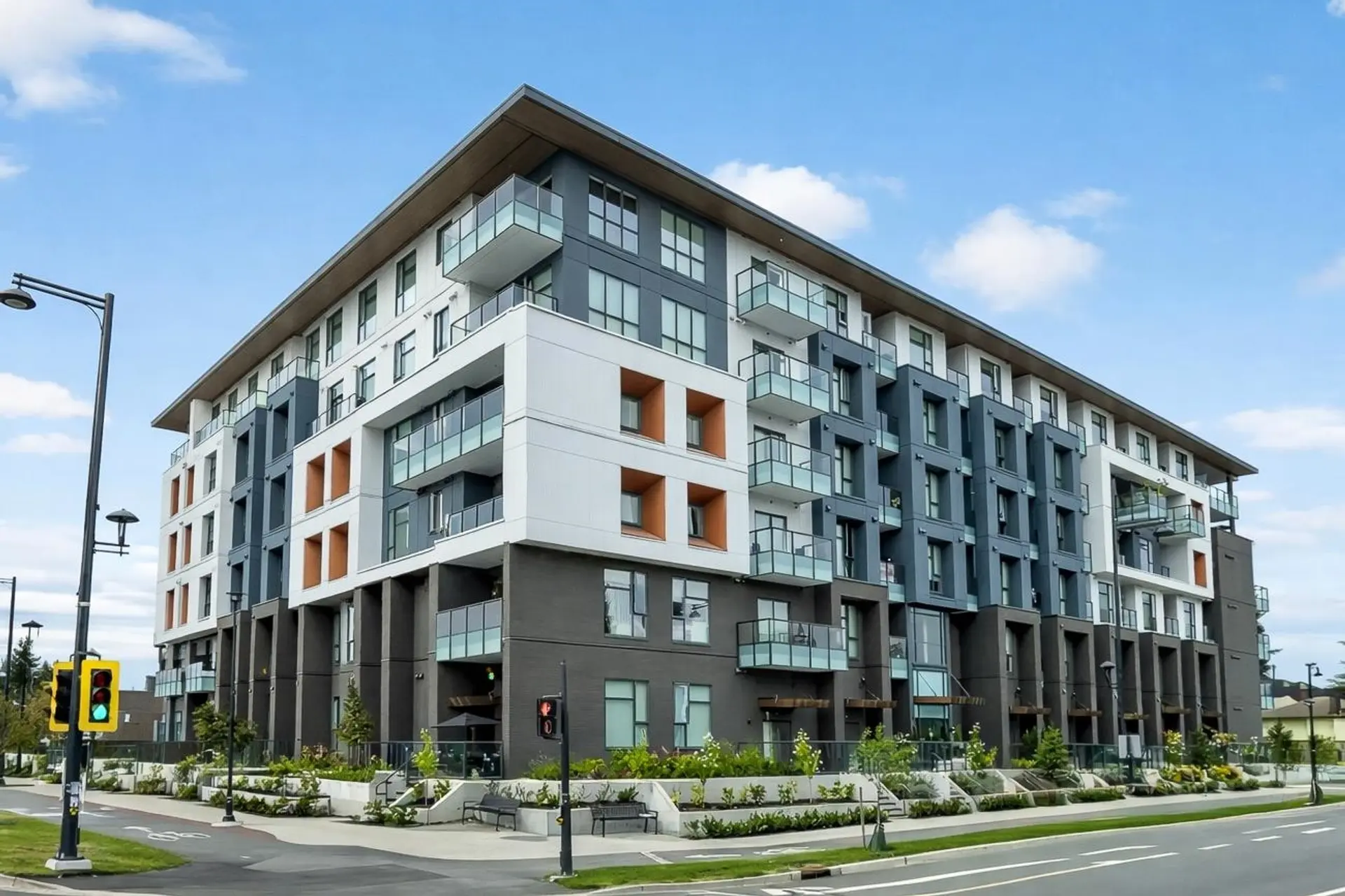 Property at #E512 10829 140 Street, Surrey, BC