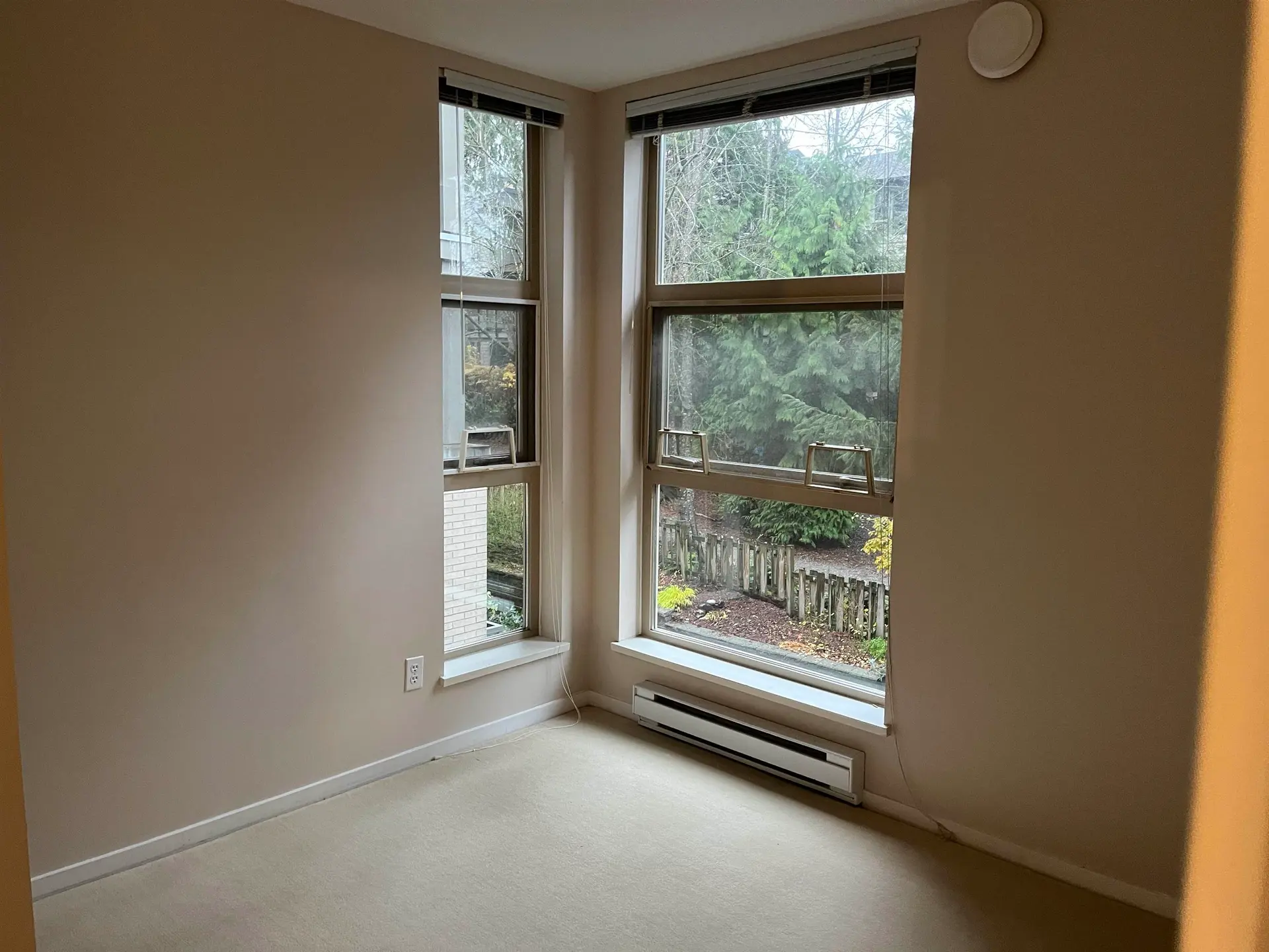 #409 9319 University Crescent - Image 6