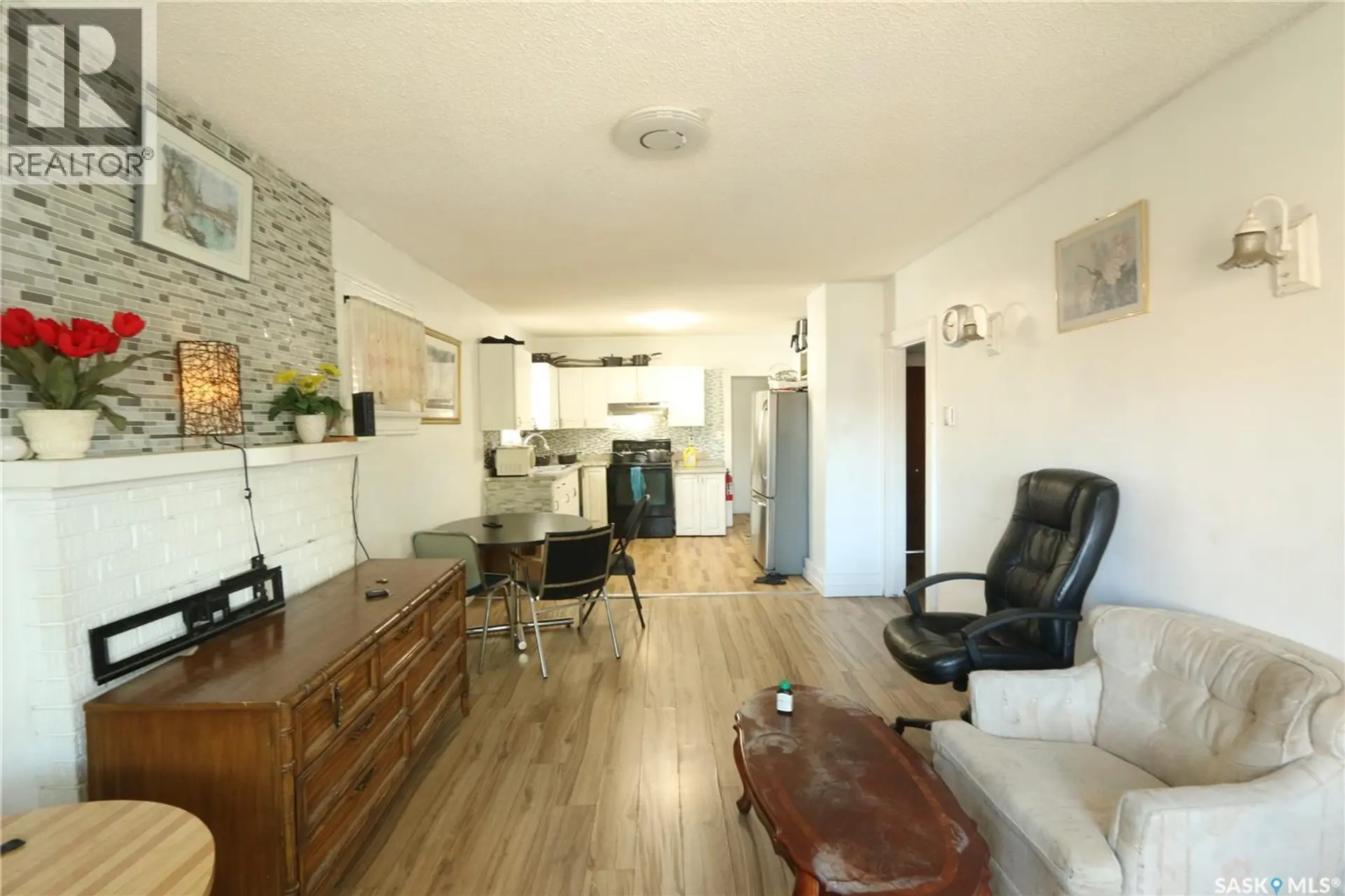 1115 ROBINSON STREET - Image 18
