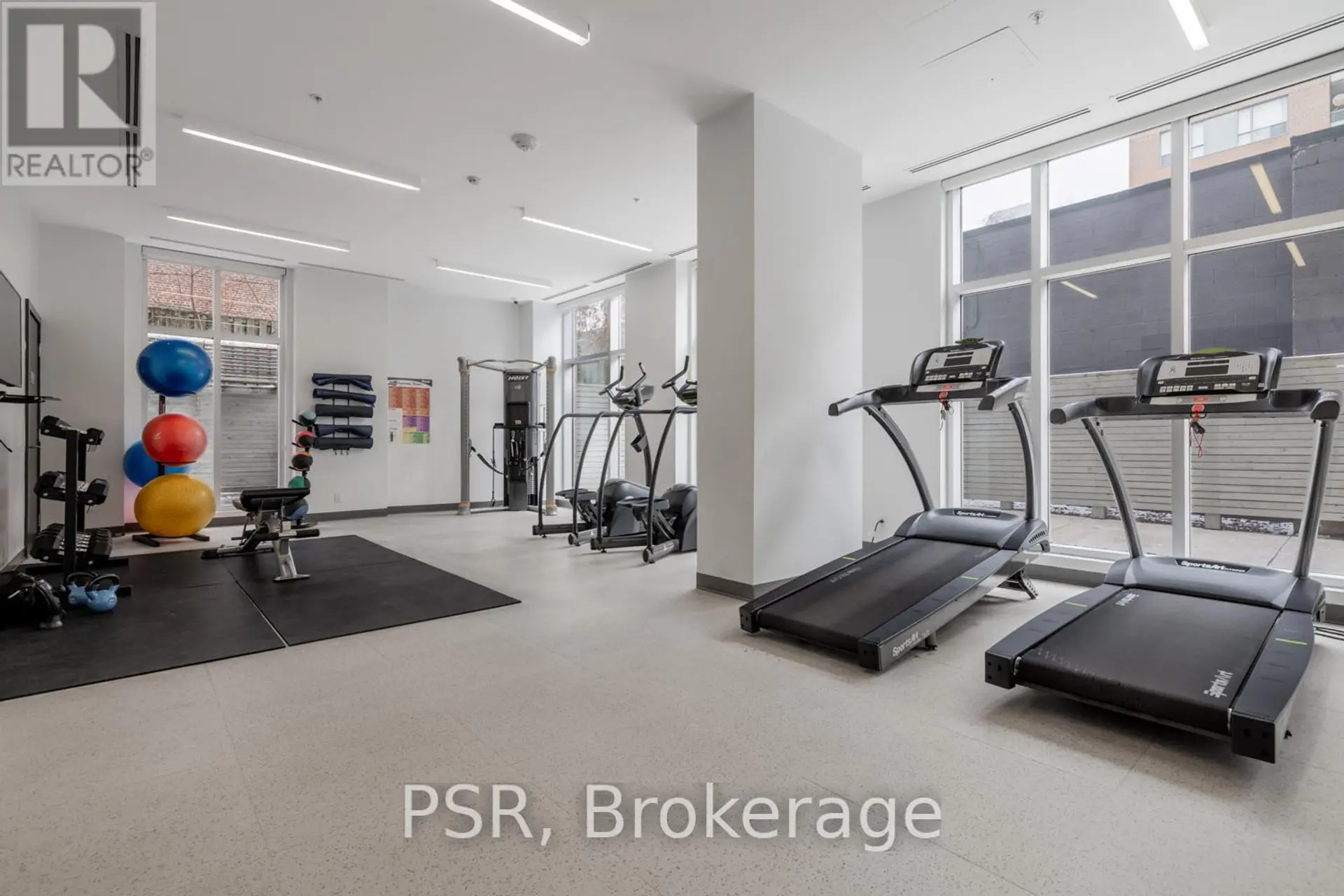 #202 68 MERTON STREET - Image 14
