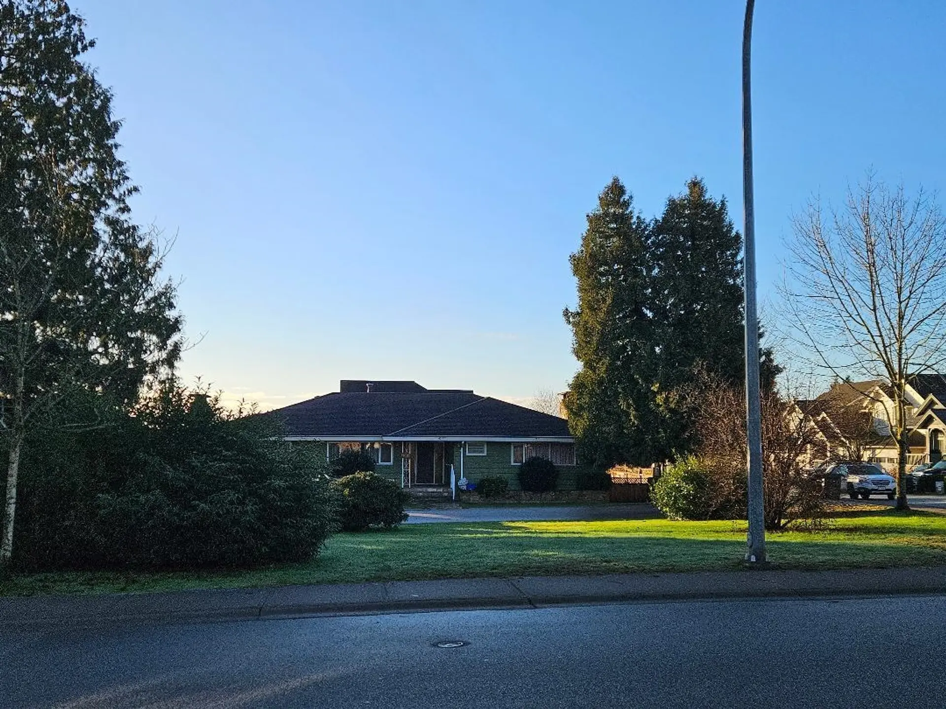 19682 70 Avenue - Image 5