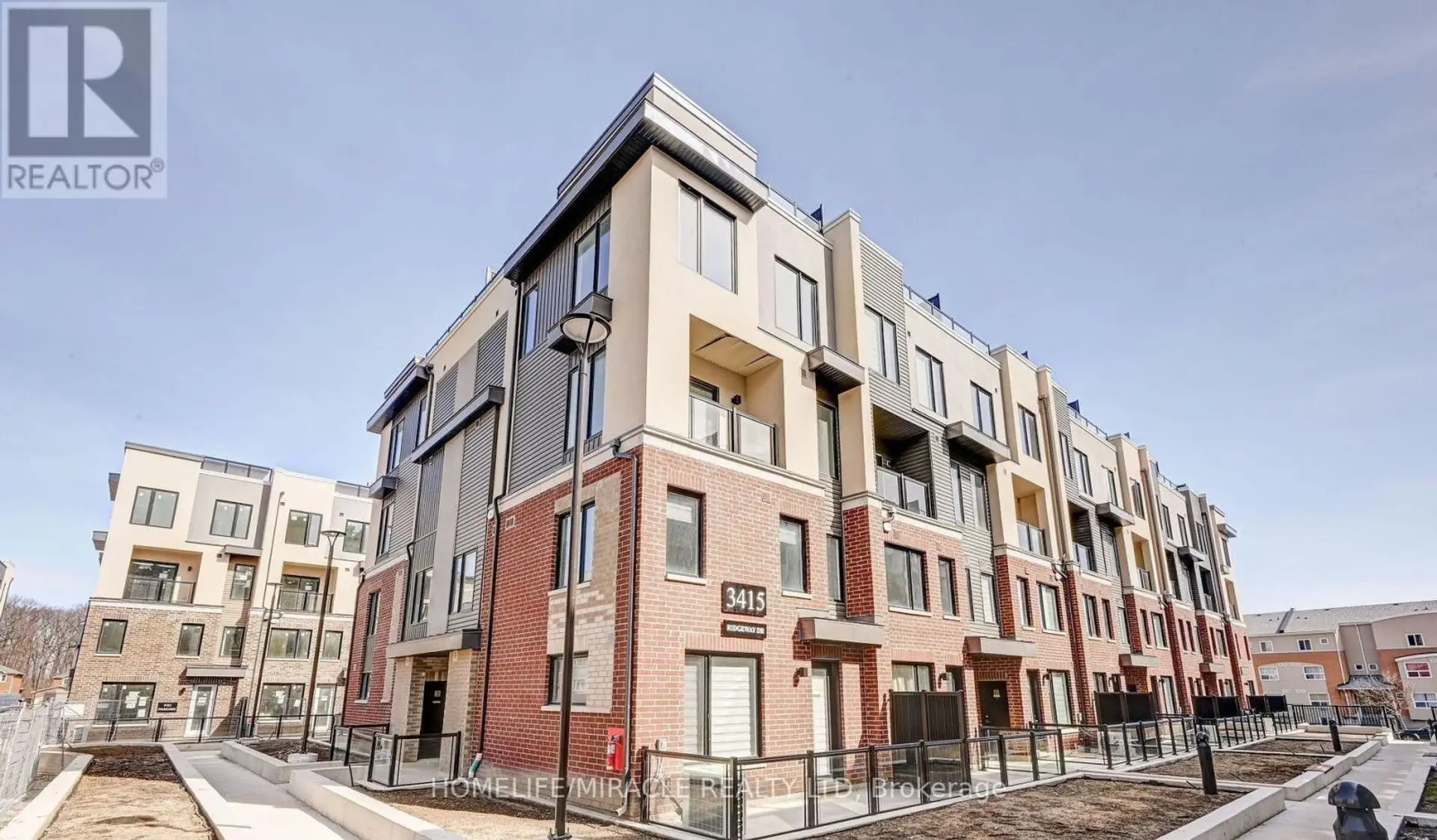 #02 3415 RIDGEWAY DRIVE - Image 1