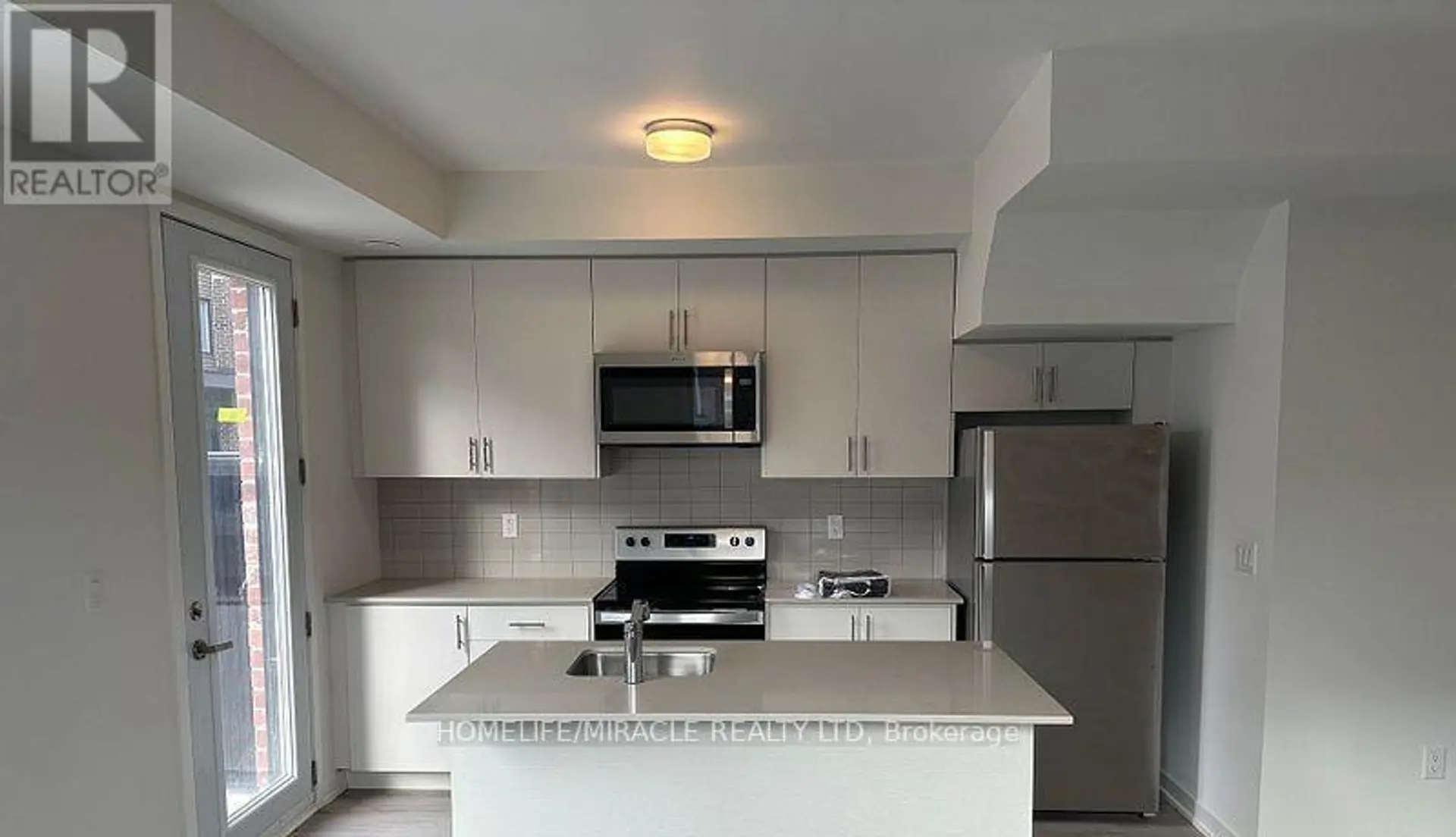 #02 3415 RIDGEWAY DRIVE - Image 5