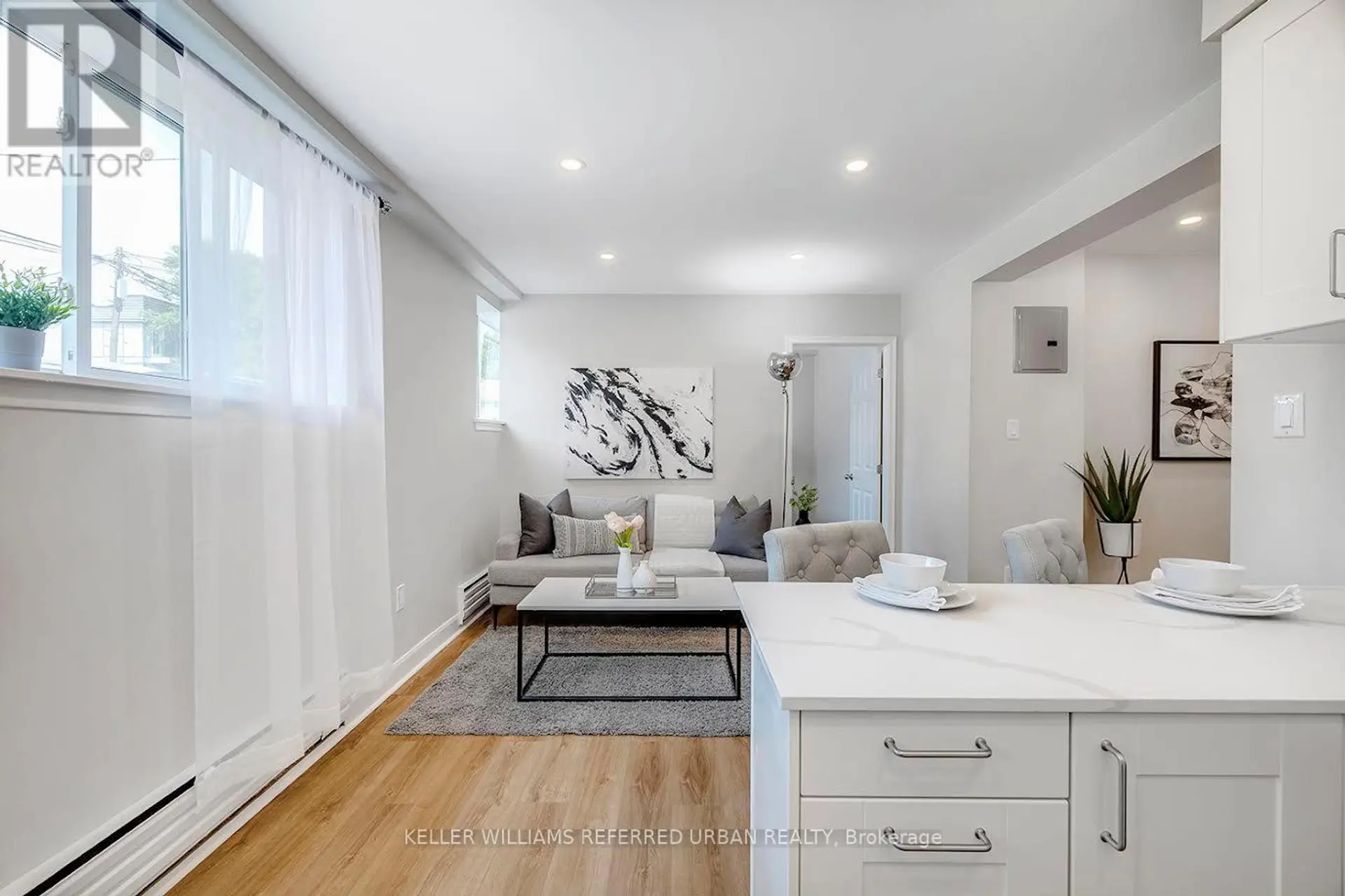 90 PORTLAND STREET - Image 4