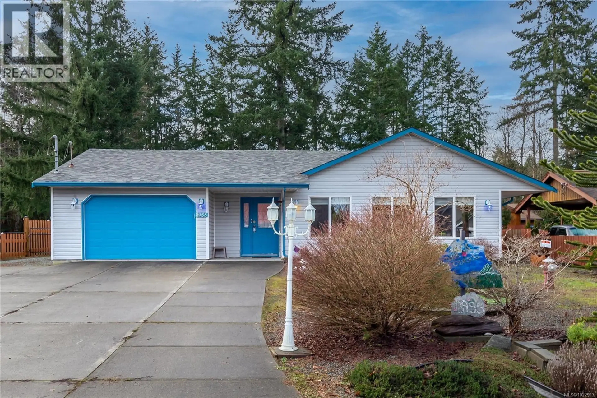 Property at 8955 McLarey Ave, Black Creek, BC