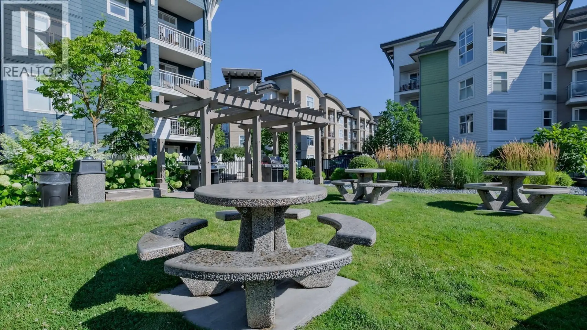 #404 571 Yates Road - Image 12
