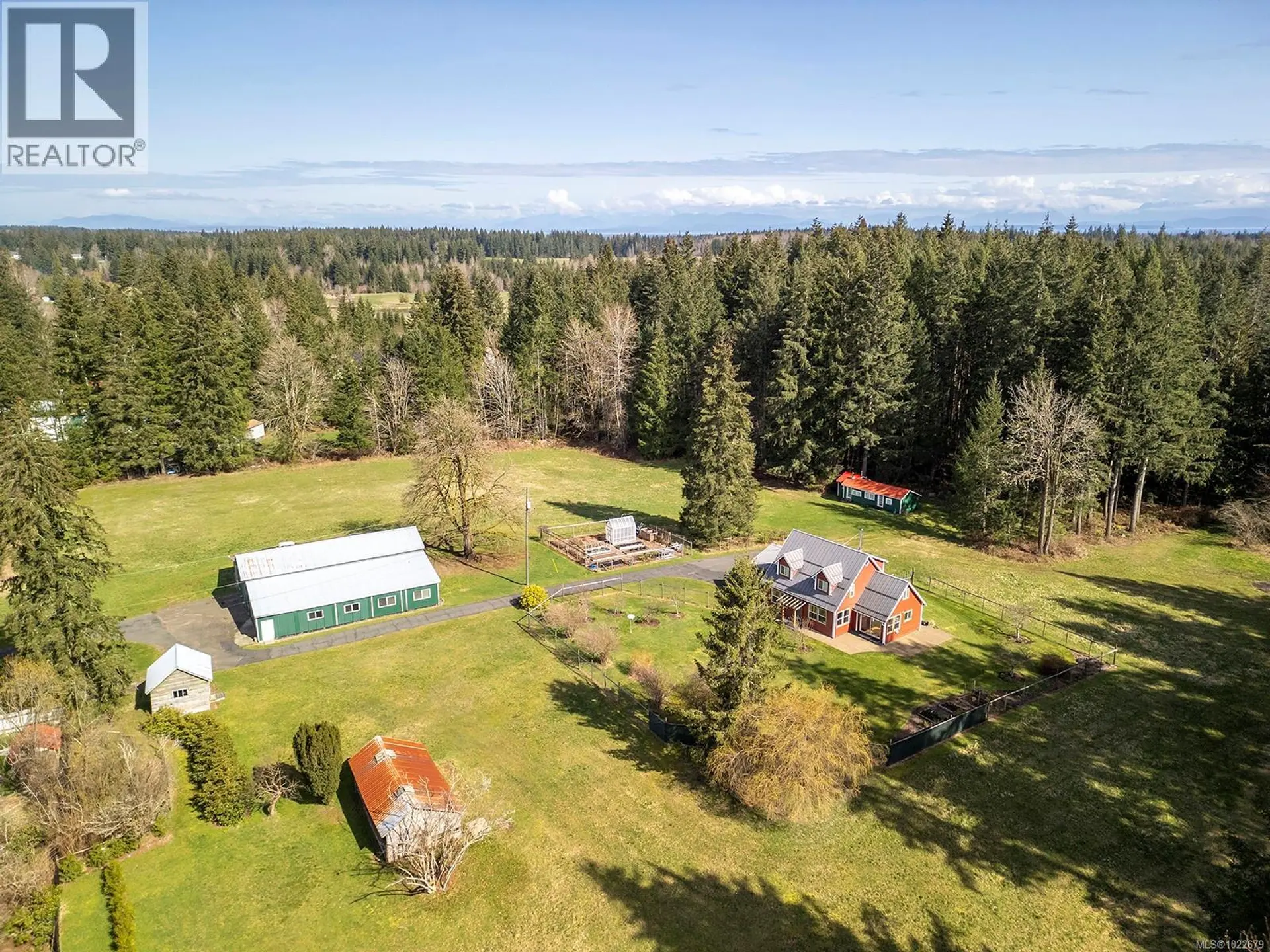 Property at 7792 Island Hwy N, Black Creek, BC