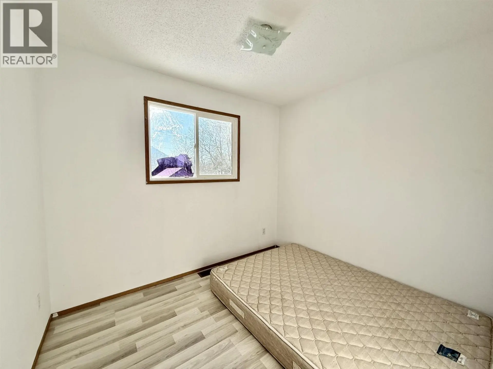 2131 24TH AVENUE - Image 4