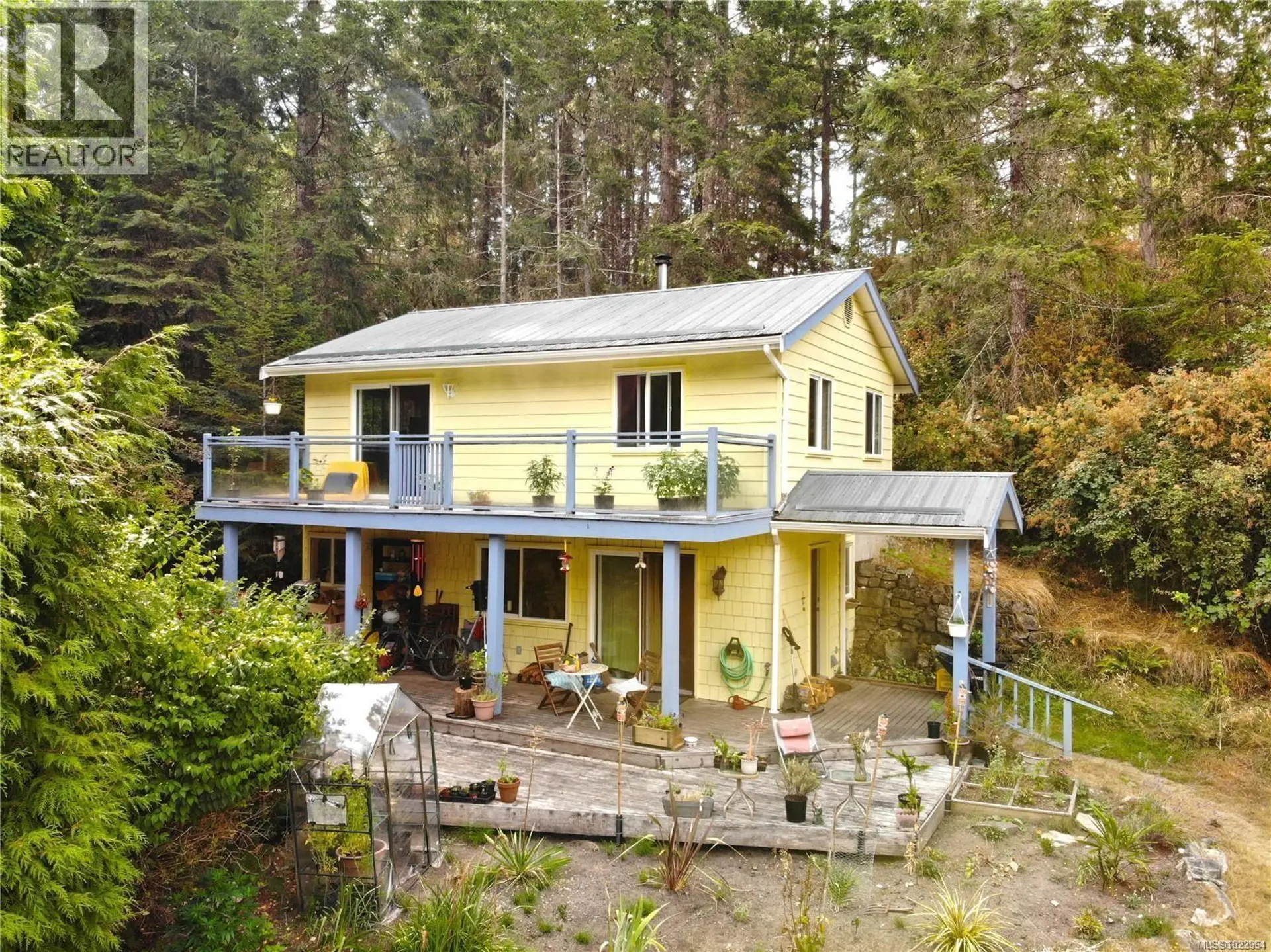 Property at 121 Whims Rd, Salt Spring, BC