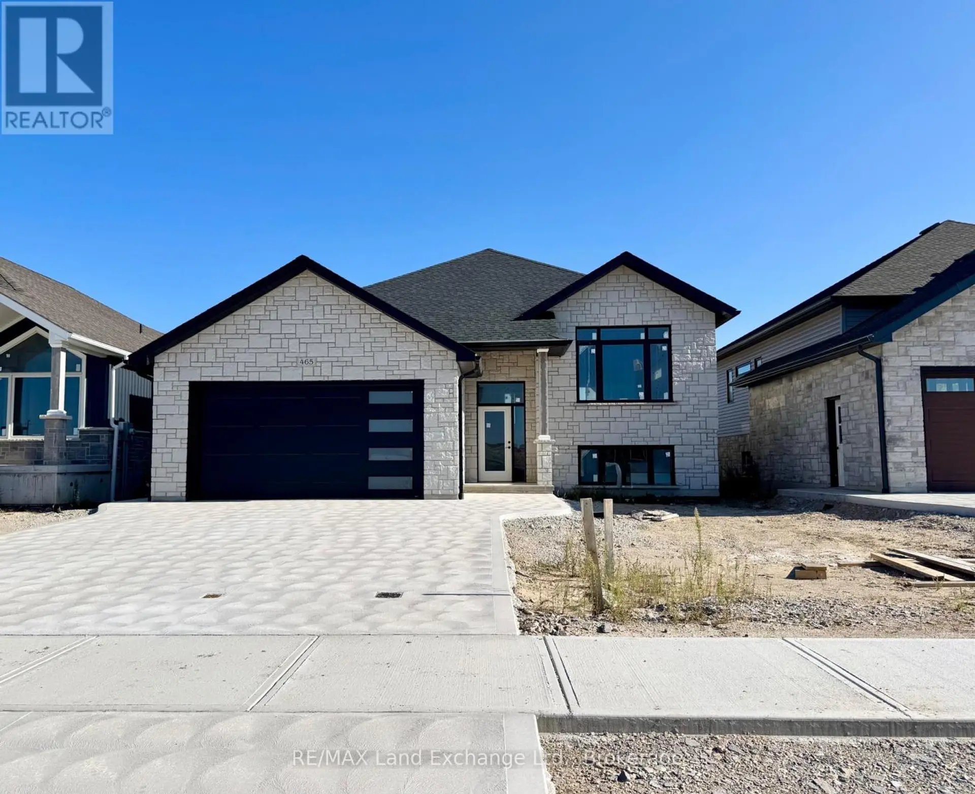 465 NORTHPORT DRIVE - Image 1