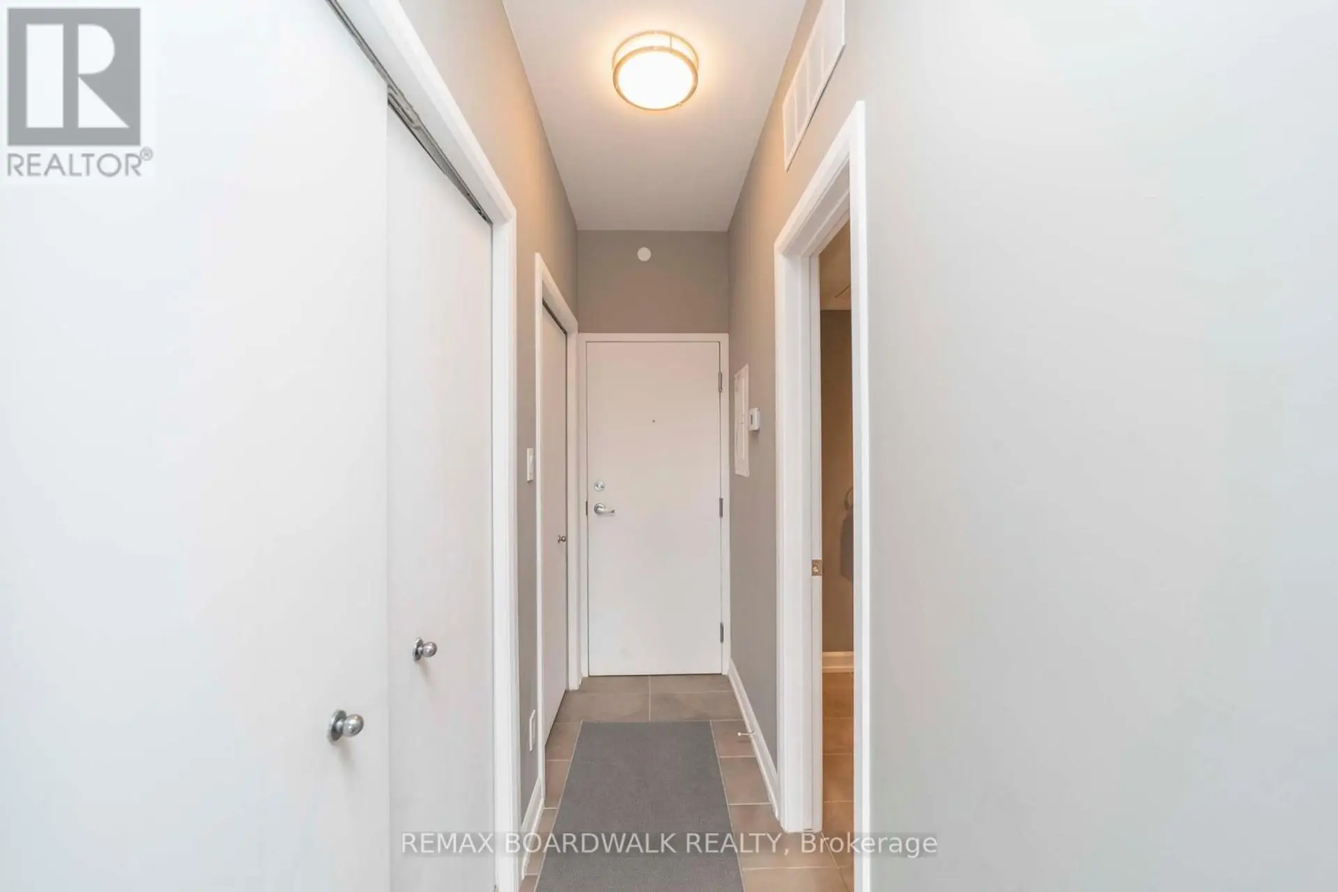 #503 150 GREENFIELD AVENUE - Image 3