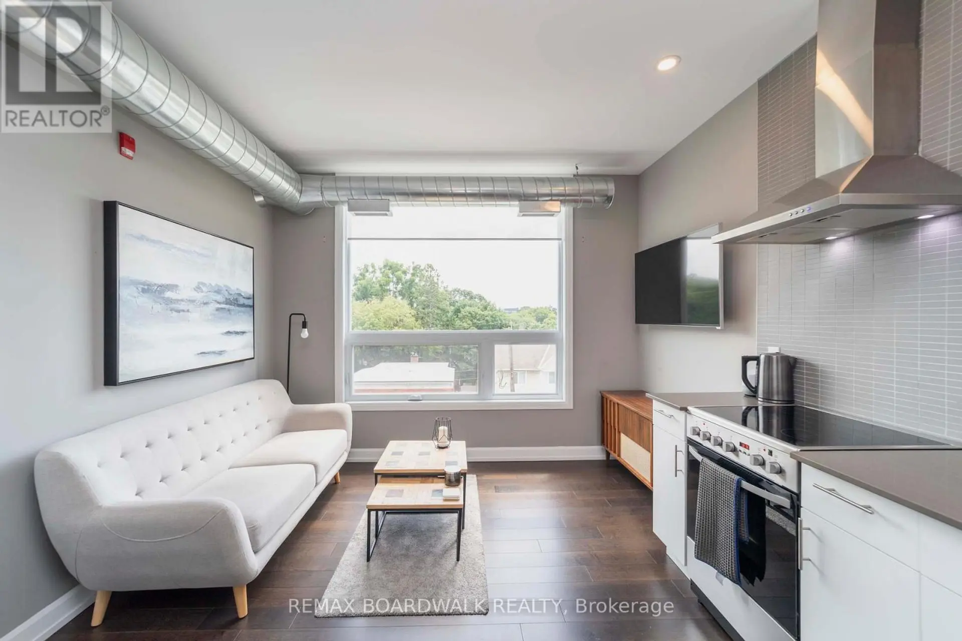 #503 150 GREENFIELD AVENUE - Image 4