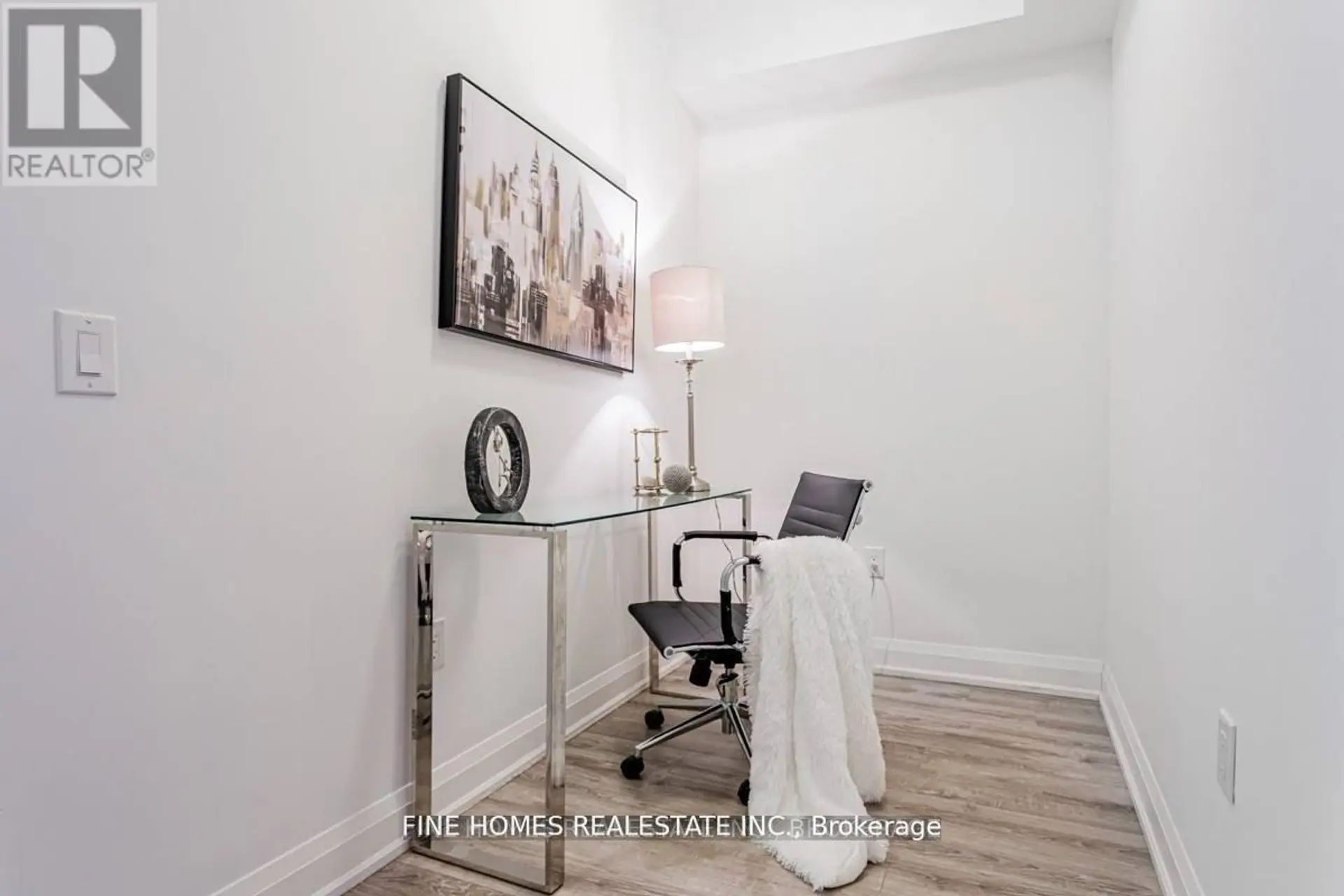 #514 2800 KEELE STREET - Image 16