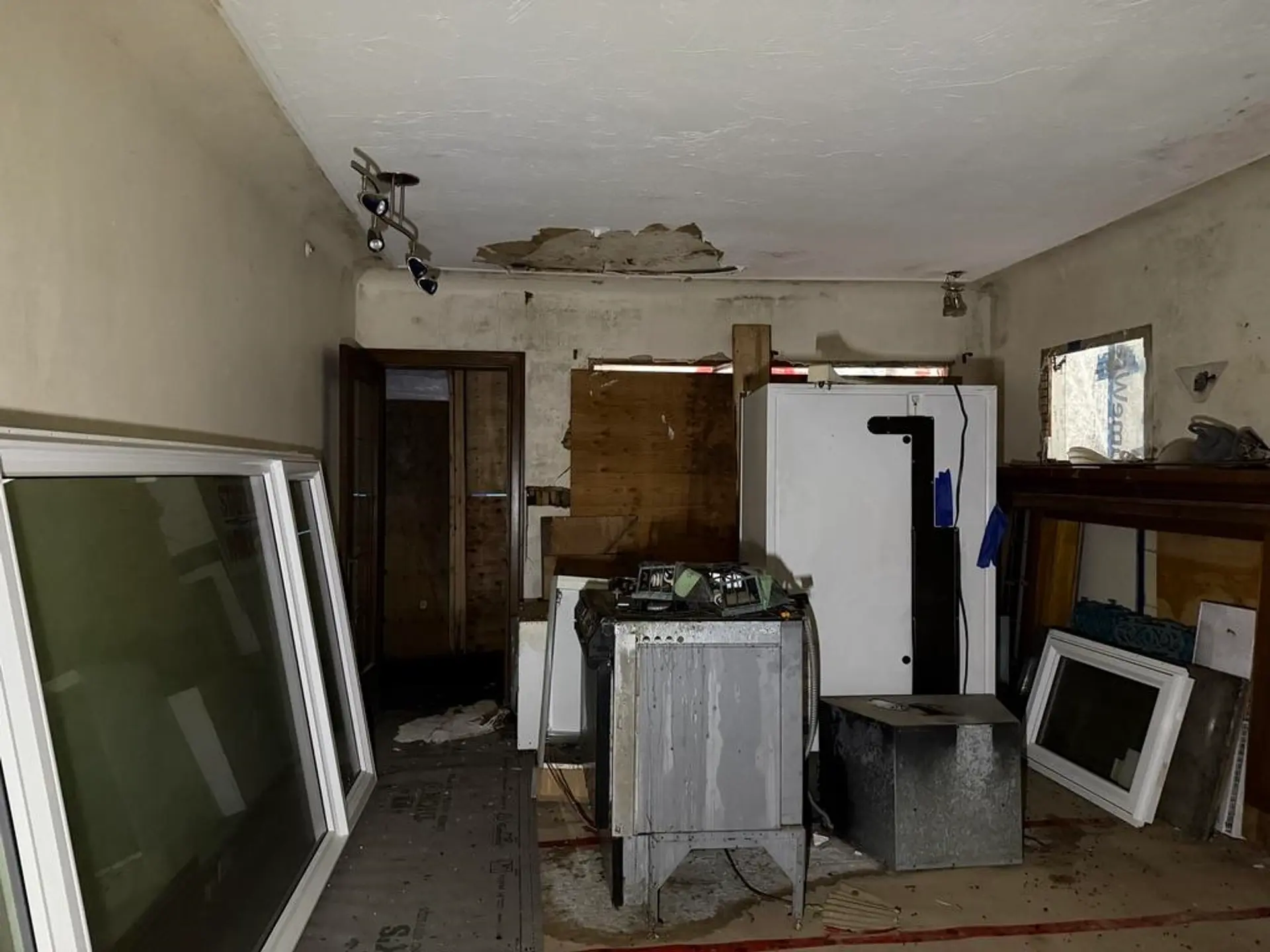 4538 W 12th Avenue - Image 6