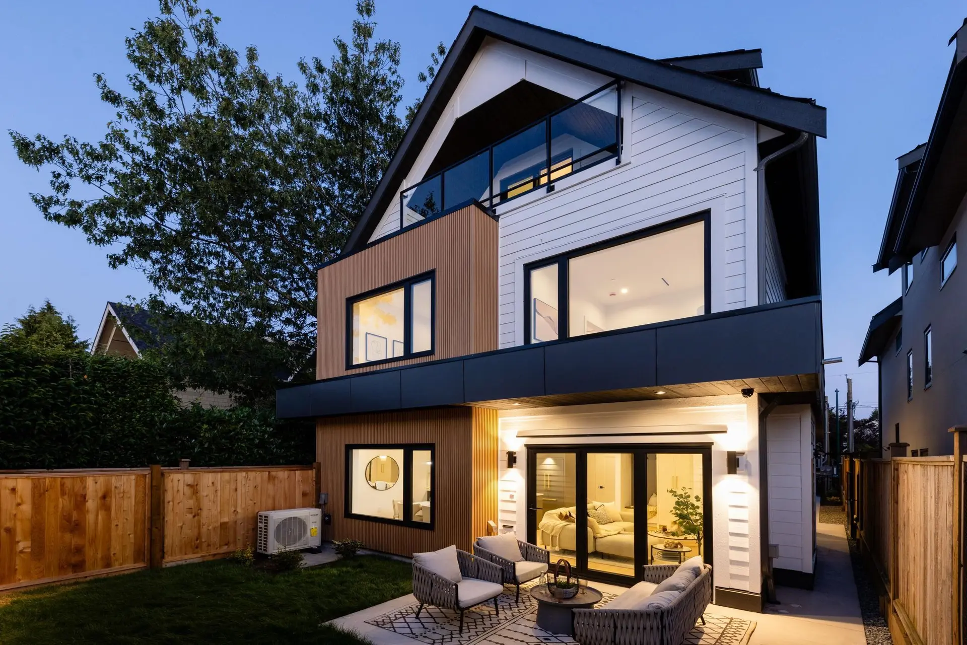 Property at ##2 1079 E 14th Avenue, Vancouver, BC