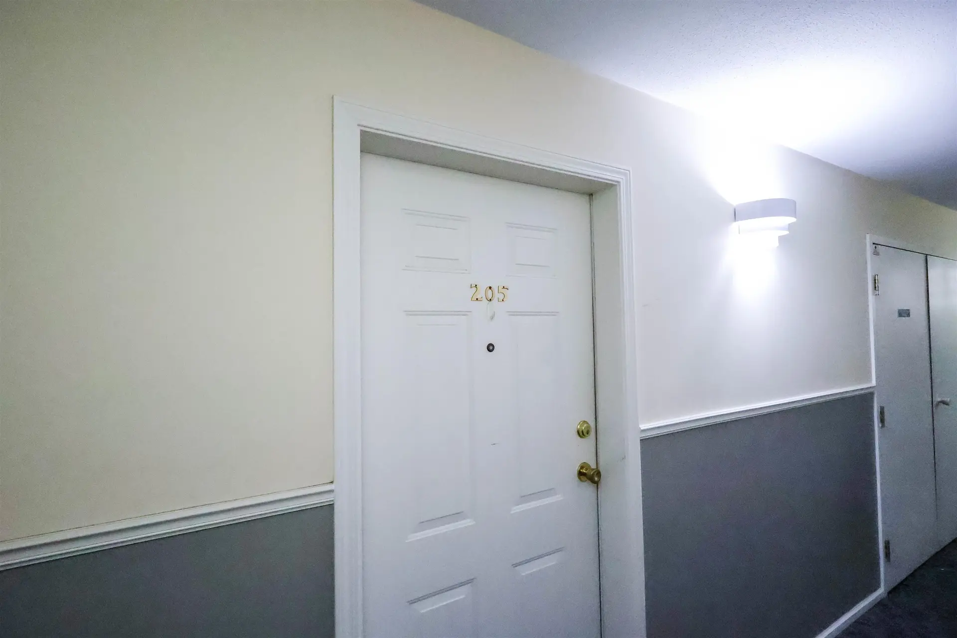 #205 723 Twelfth Street - Image 12