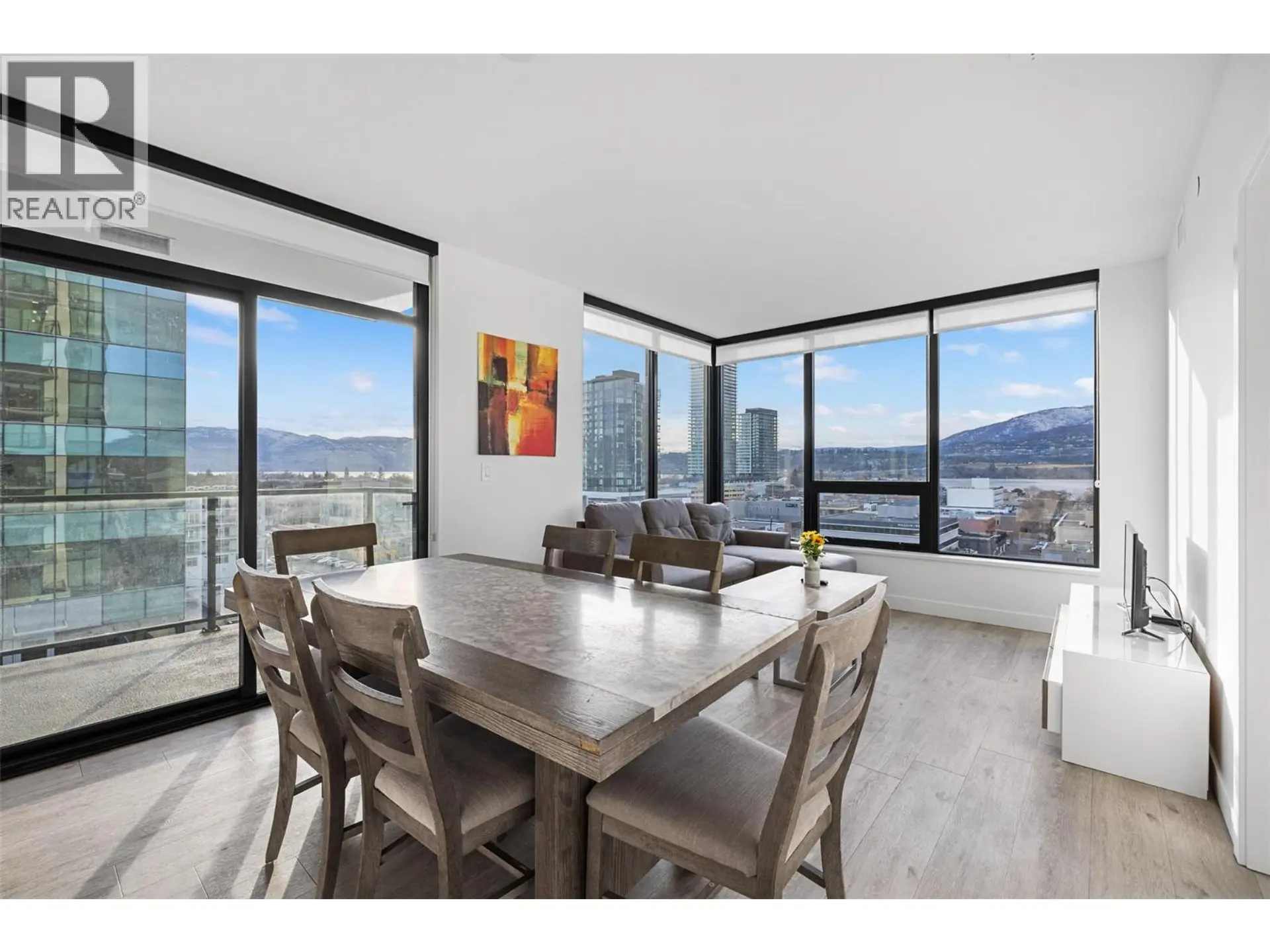 Property at #905 1471 St Paul Street, Kelowna, BC