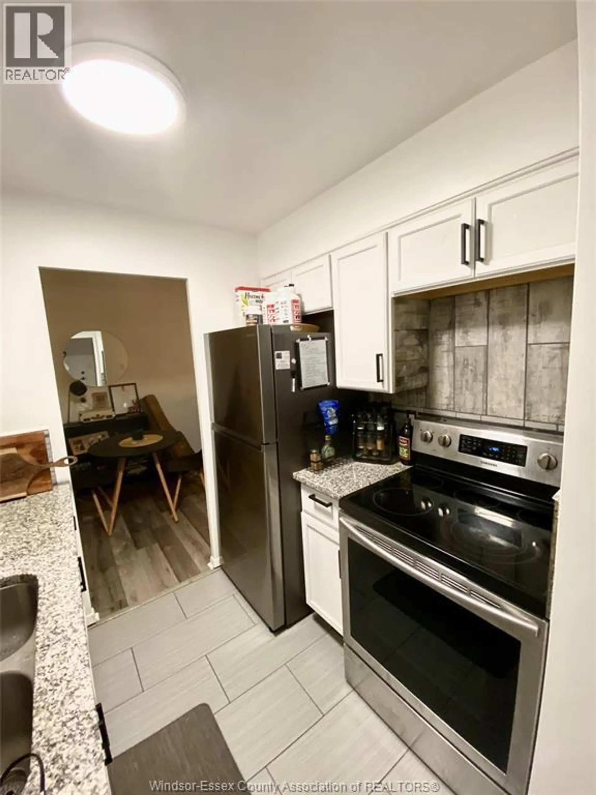 #107 111 Riverside DRIVE East - Image 10