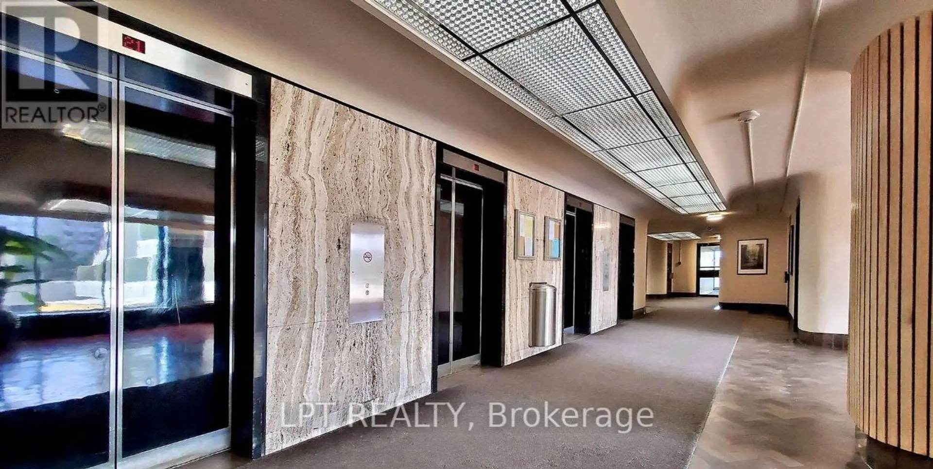 #1202 1 MASSEY SQUARE - Image 2