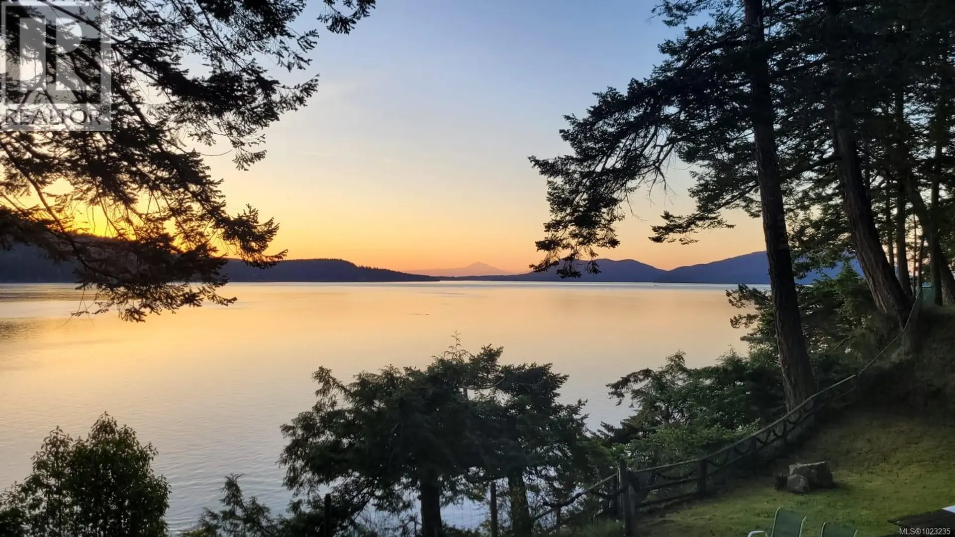 Property at 4218 Armadale Rd, Pender Island, BC