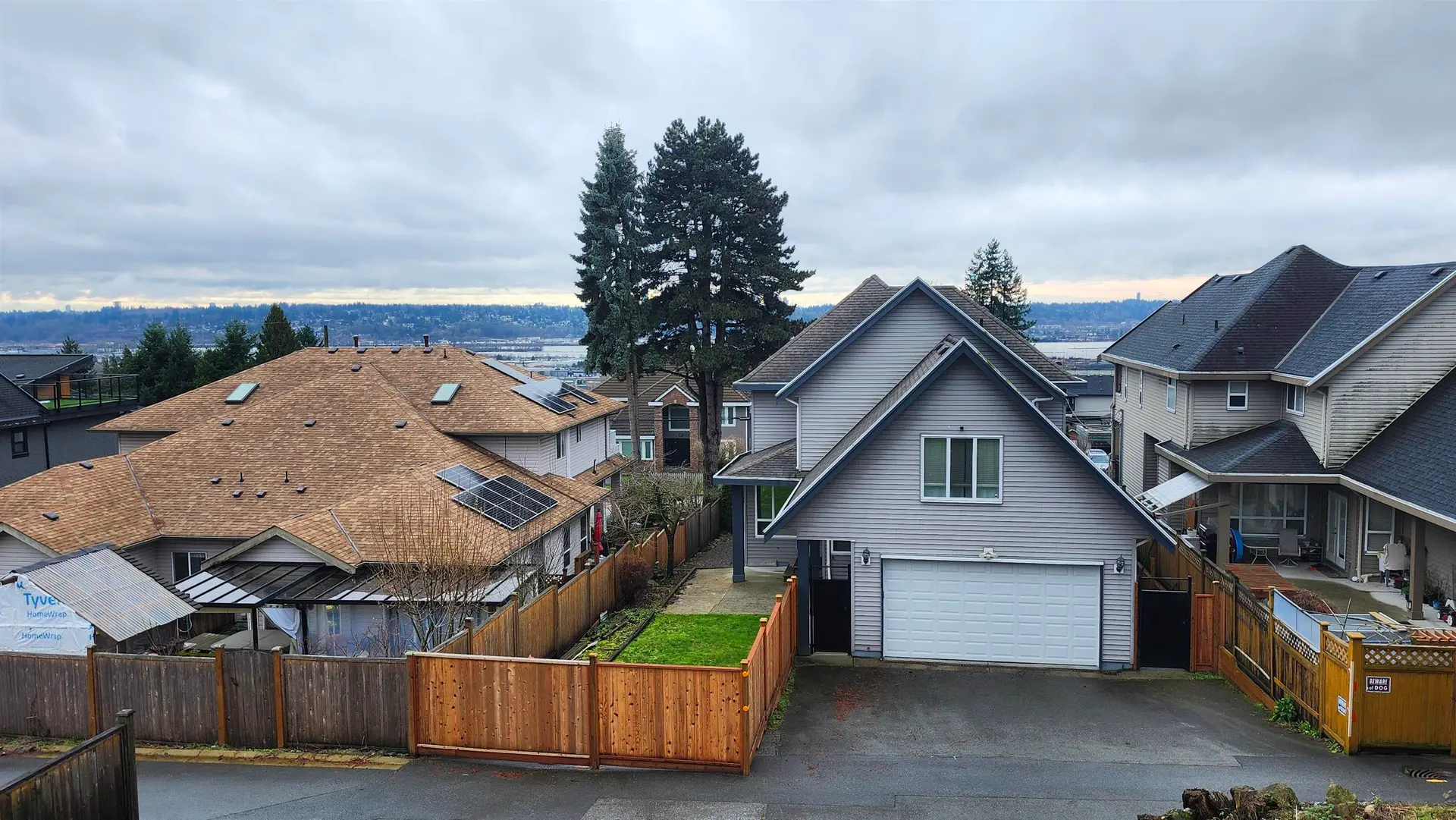 1044 Madore Avenue - Image 3