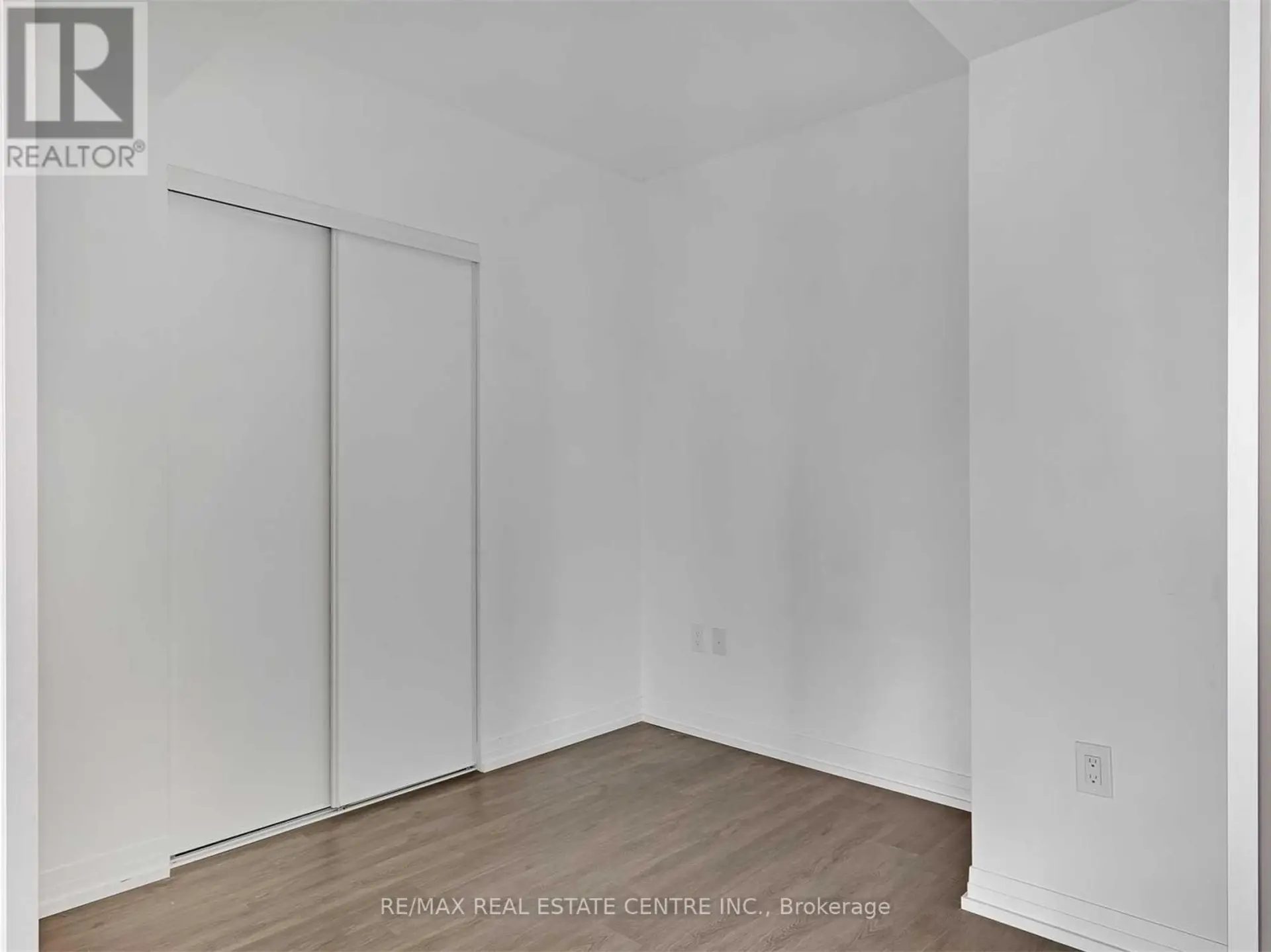 #4709 251 JARVIS STREET - Image 5