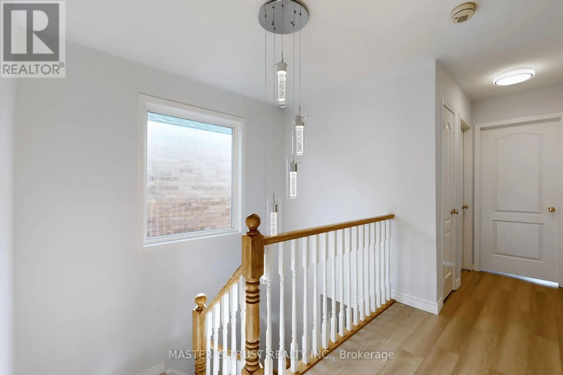 12 CASTLEMORE AVENUE - Image 5
