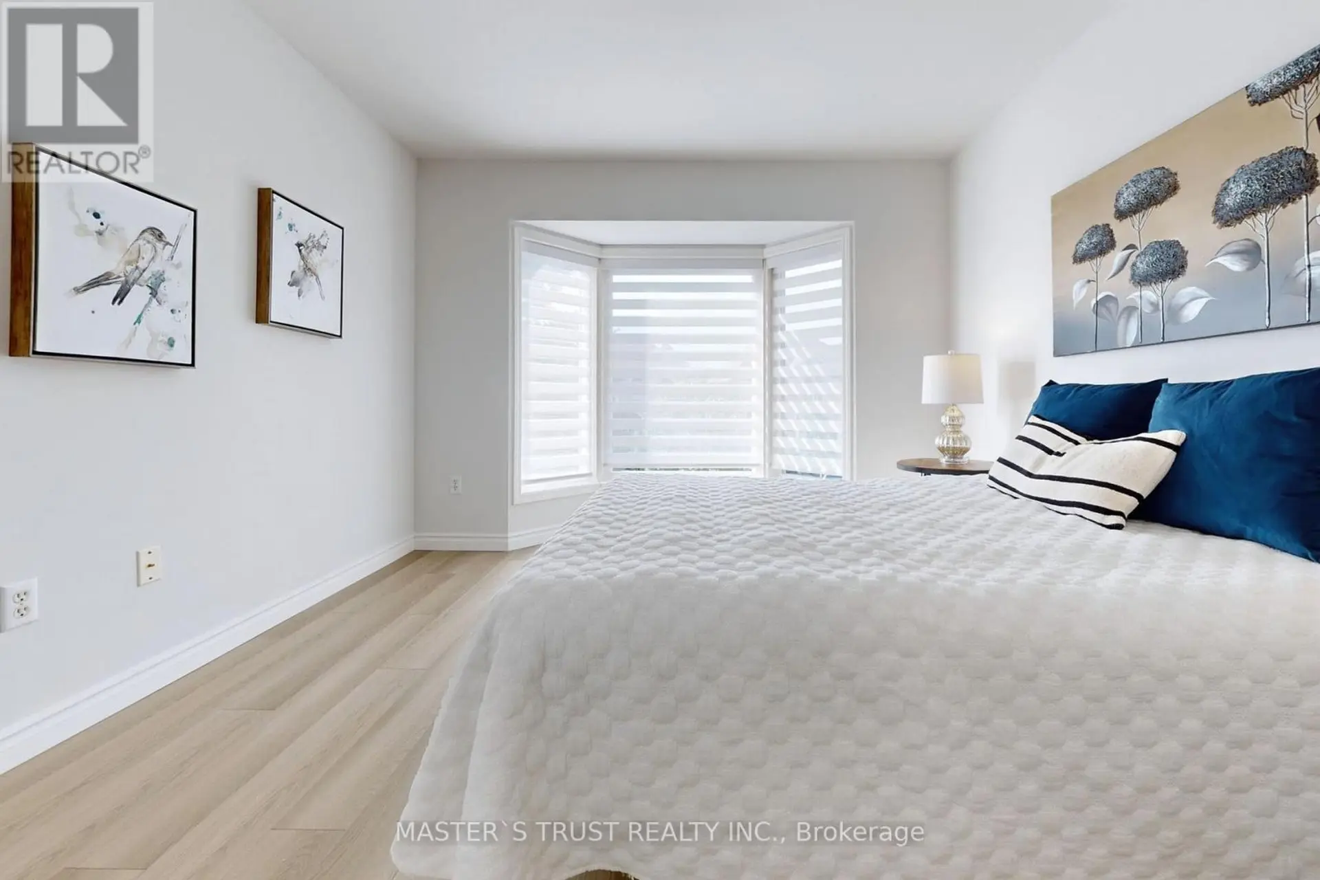 12 CASTLEMORE AVENUE - Image 7