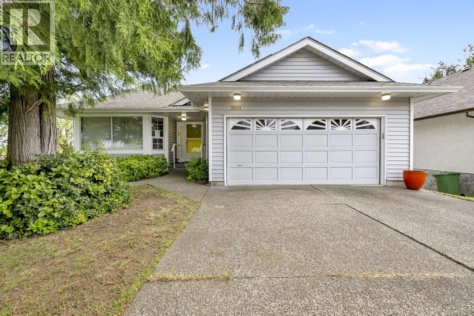 Property at 3601 Arbutus Dr N, Cobble Hill, BC