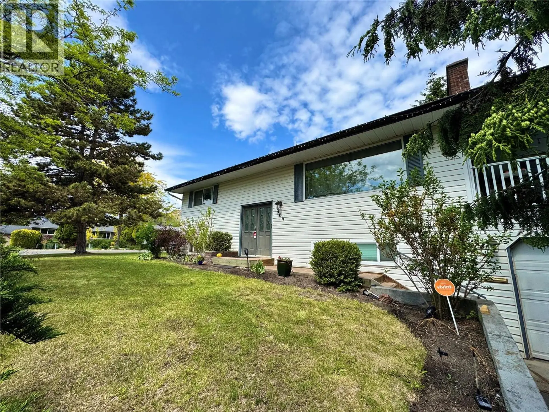 Property at 964 Tronson Drive, Kelowna, BC