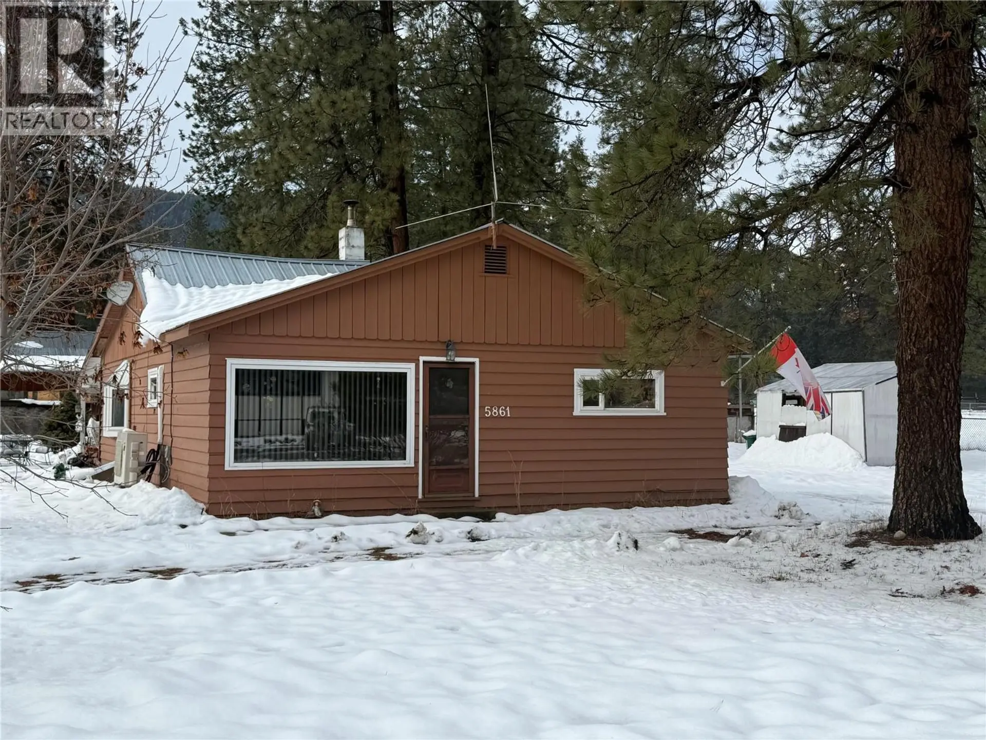 Property at 5861 33 Highway, Beaverdell, BC