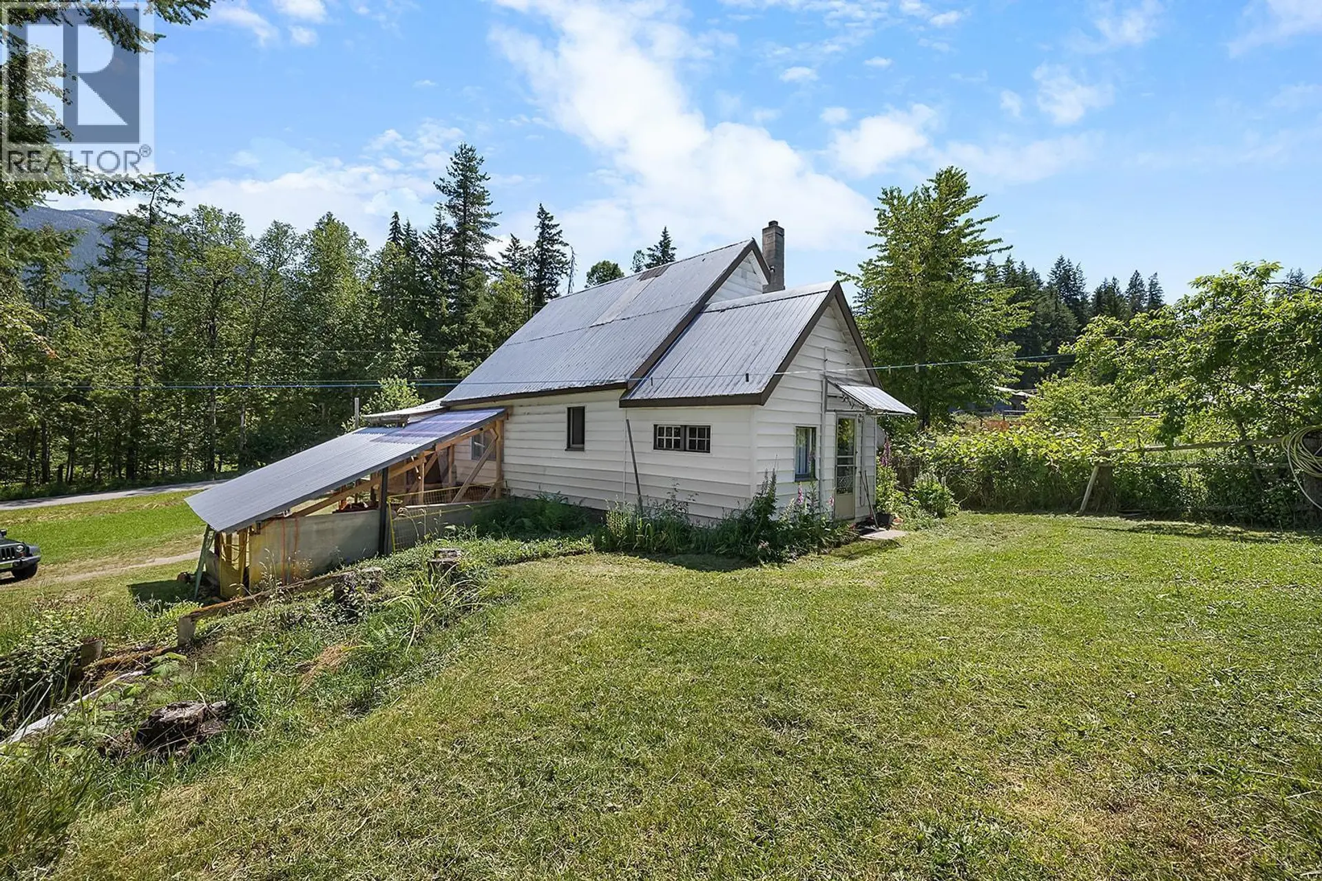 Property at 15781 PETERS Road, Crawford Bay, BC