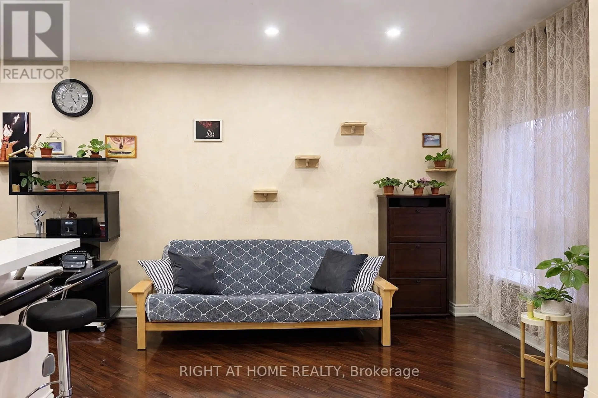 4 FOREST RUN BOULEVARD - Image 10