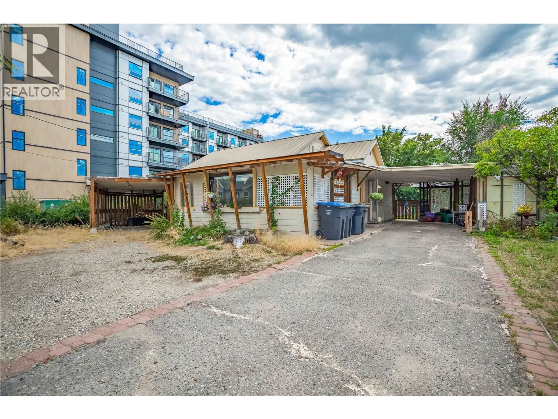 Property at 425 Leathead Road, Kelowna, BC