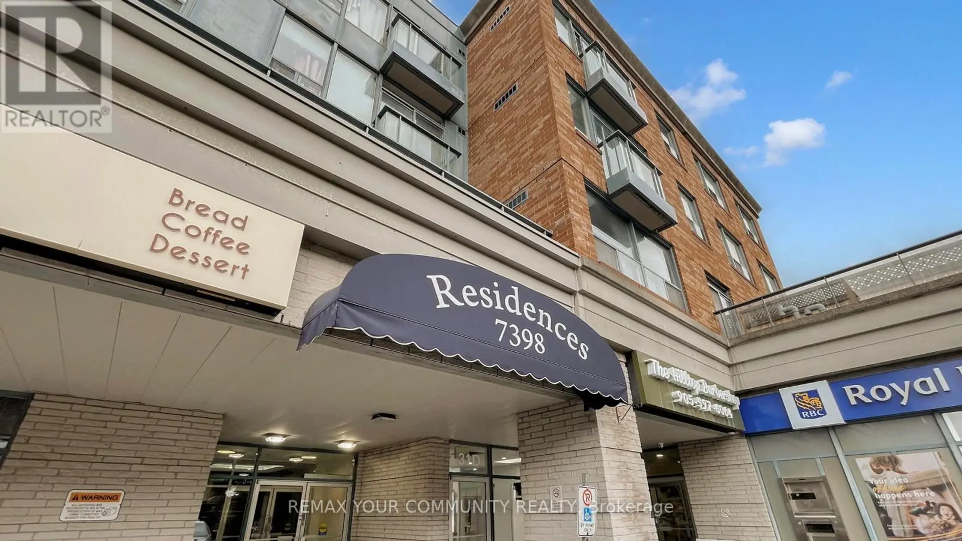 #111 7398 YONGE STREET - Image 2